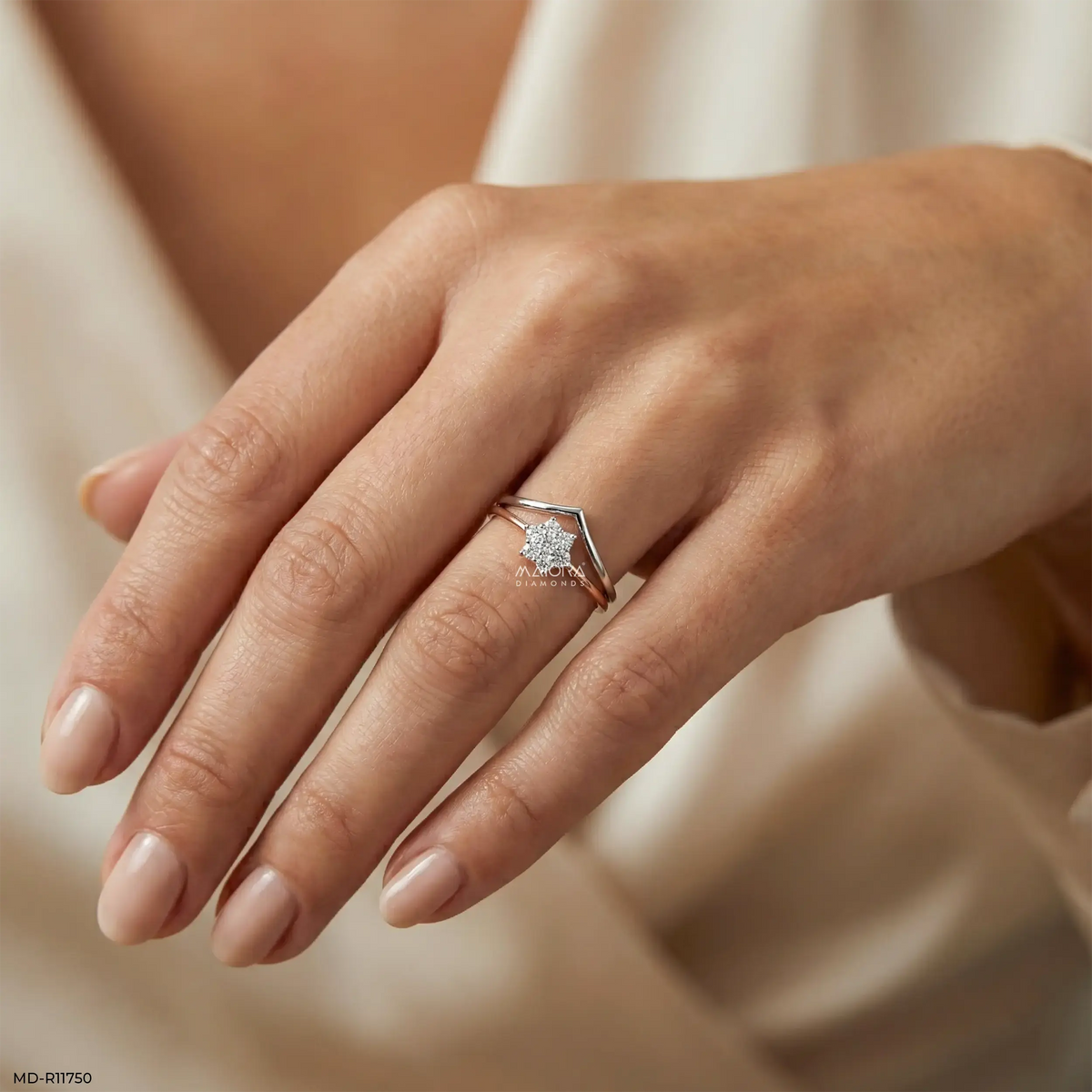 Arrow Cluster Vanki Diamond Ring