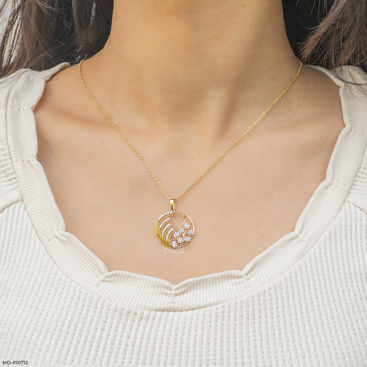 Blishfull Bloom Diamond Pendant