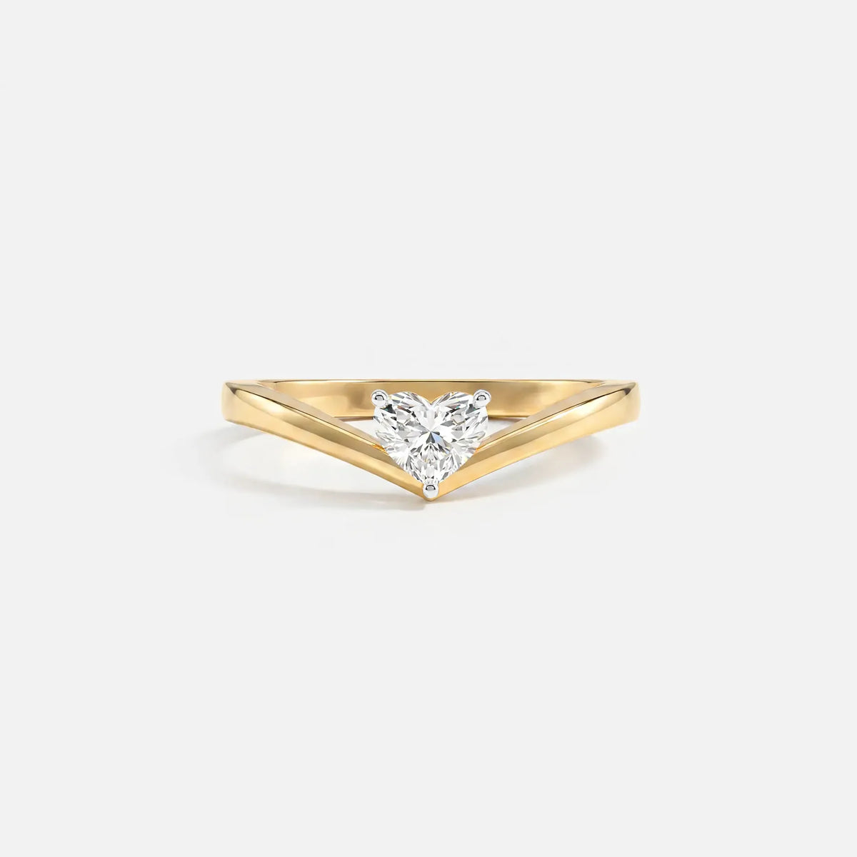 V liner Solitaire Heart Vanki Diamond Ring
