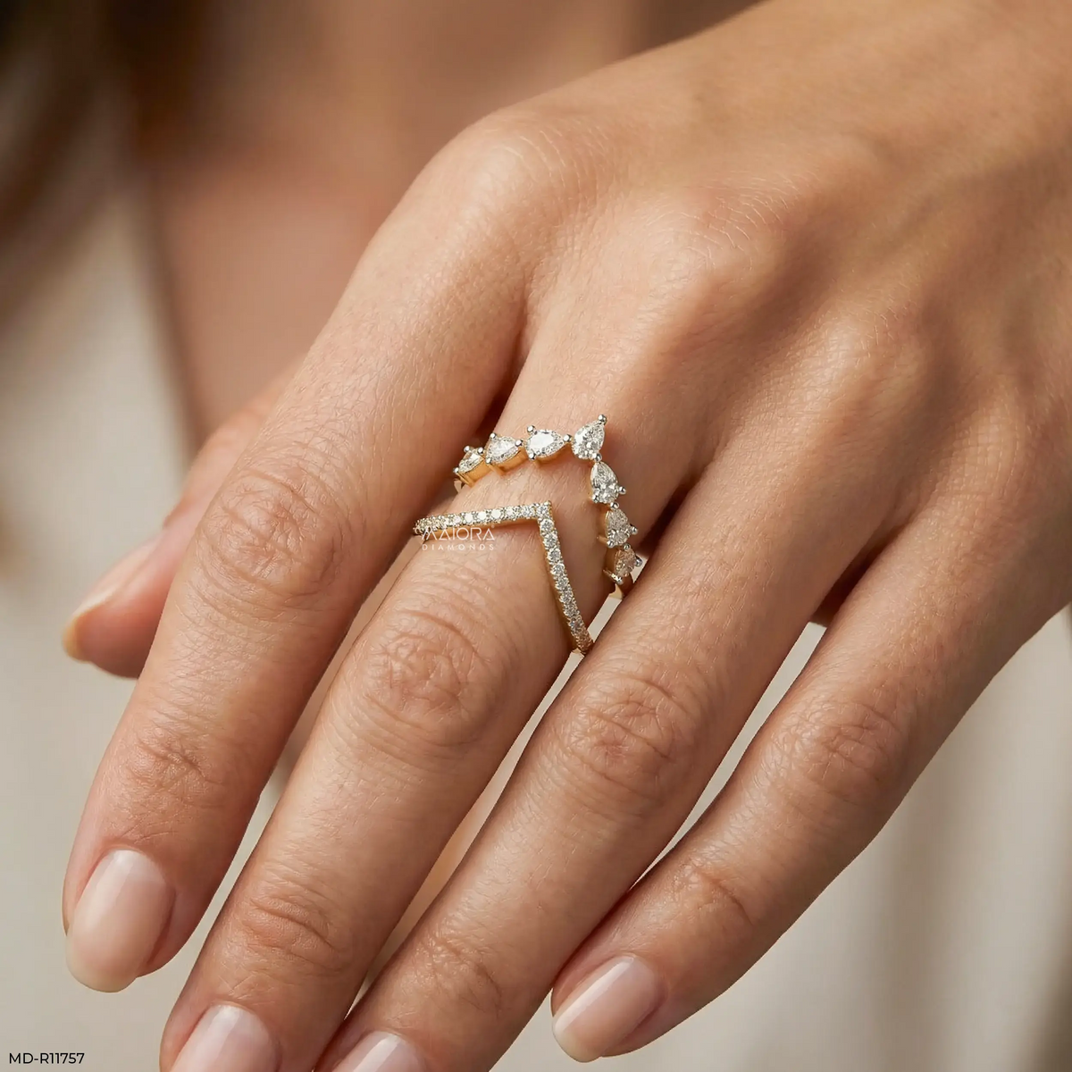 Divergent Liner Vanki Diamond Ring