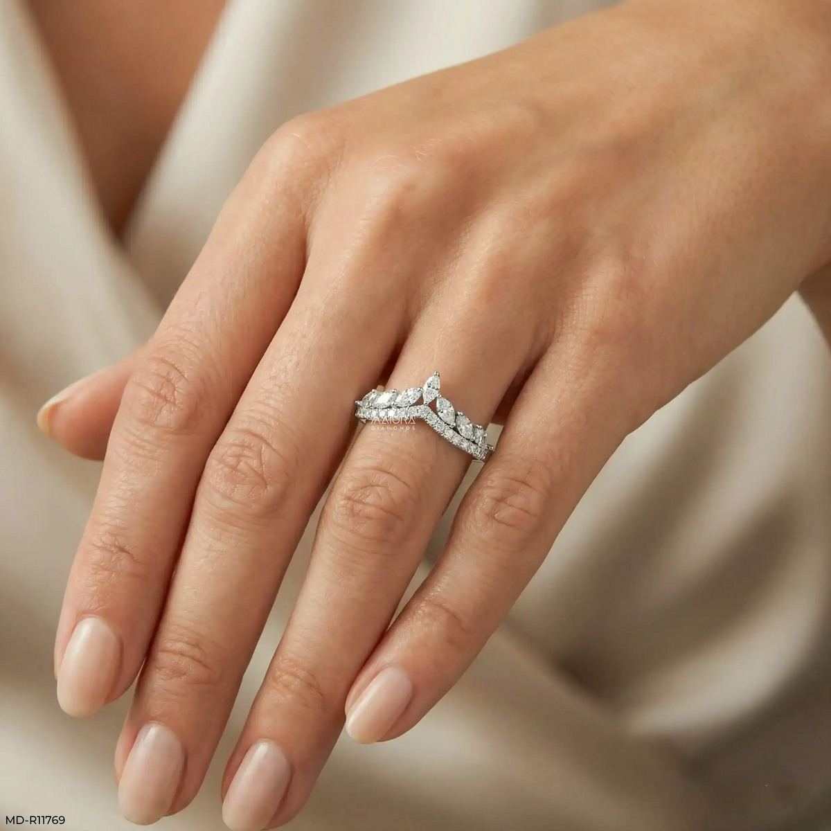 Grace Tiara Vanki Diamond Ring