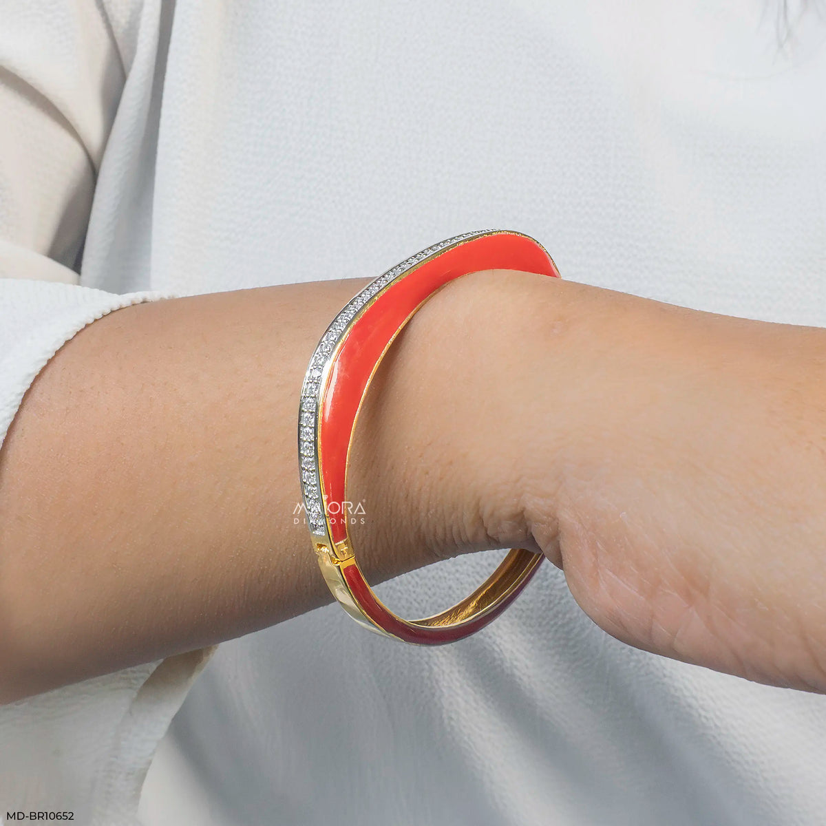 Luminous Light Diamond Kada Bracelet
