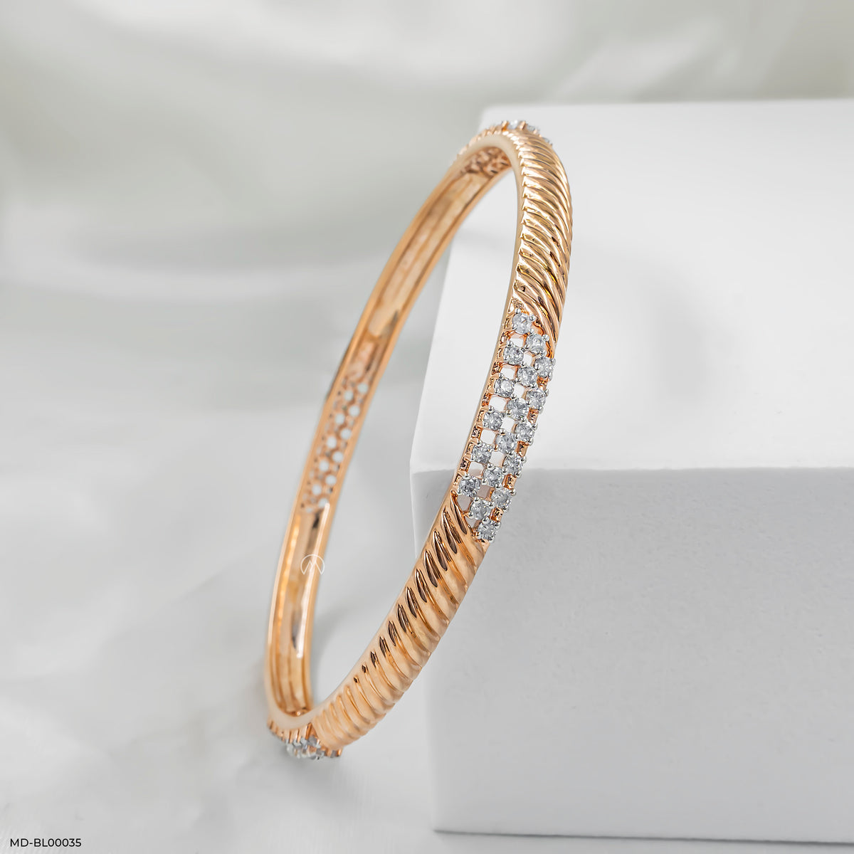 Nirvana Diamond Bangle
