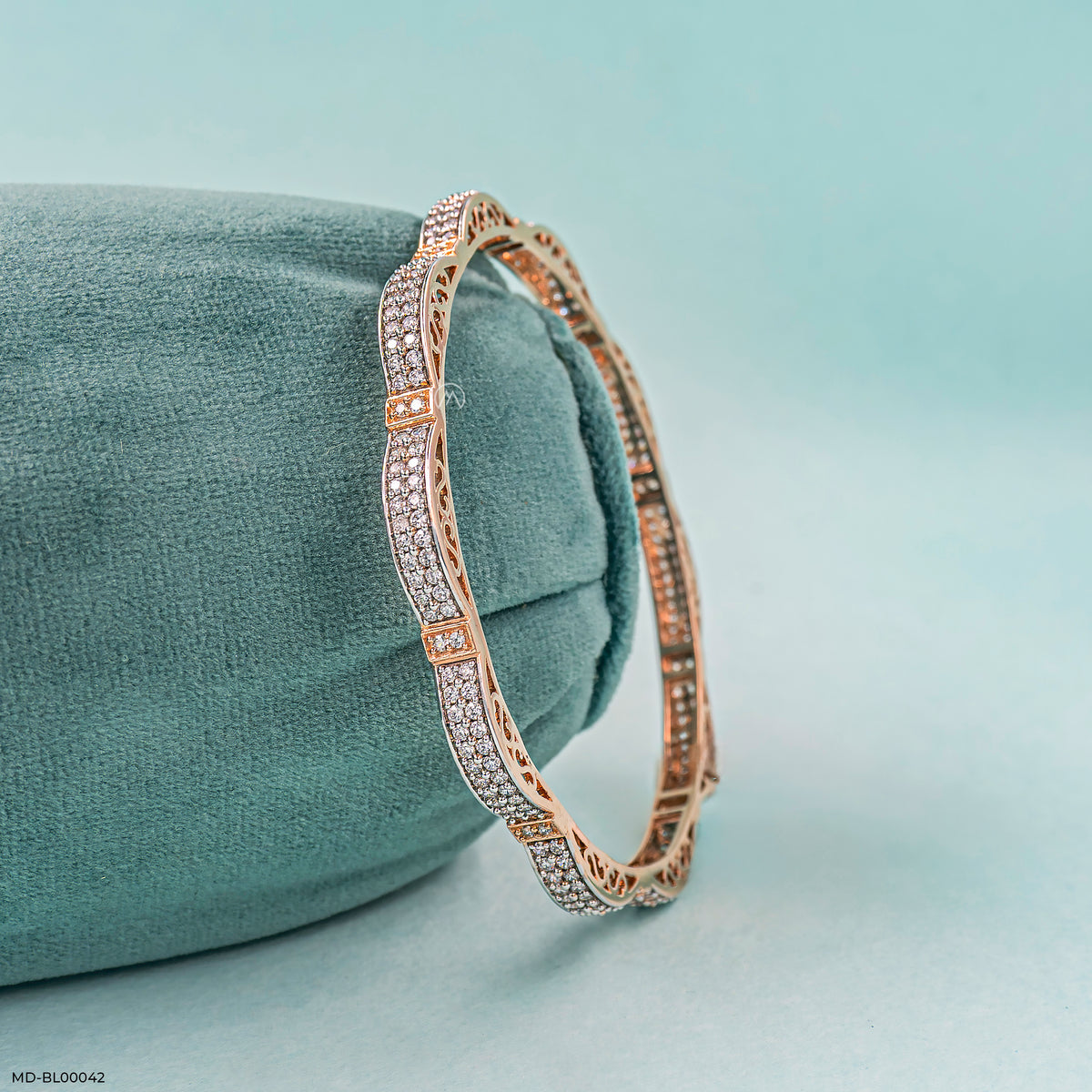 Shinara Diamond Bangle