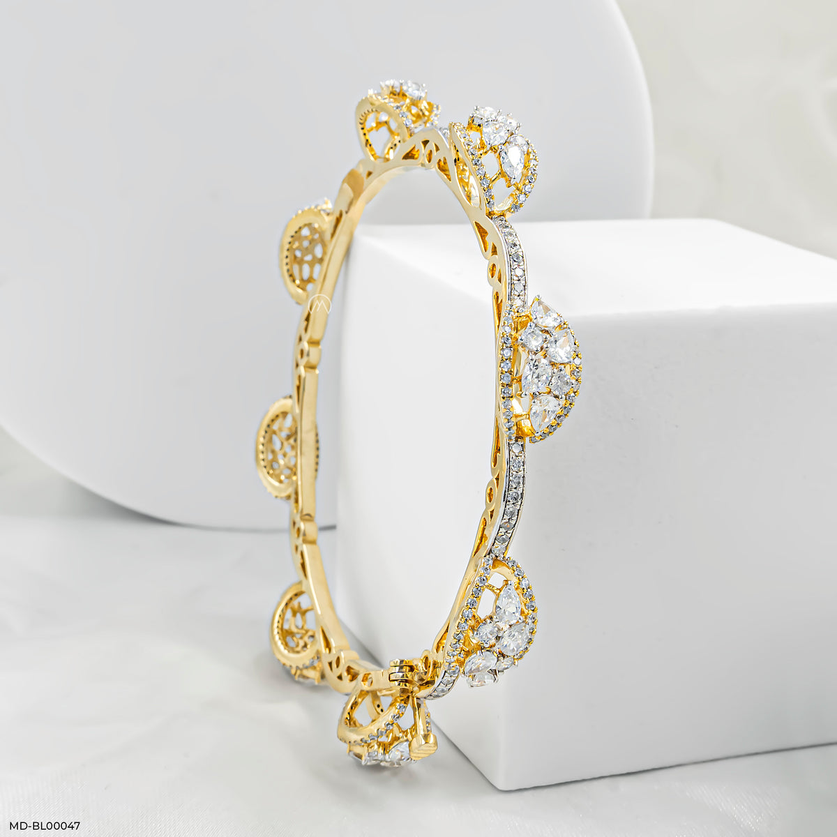 Floral Bloom Diamond Bangle