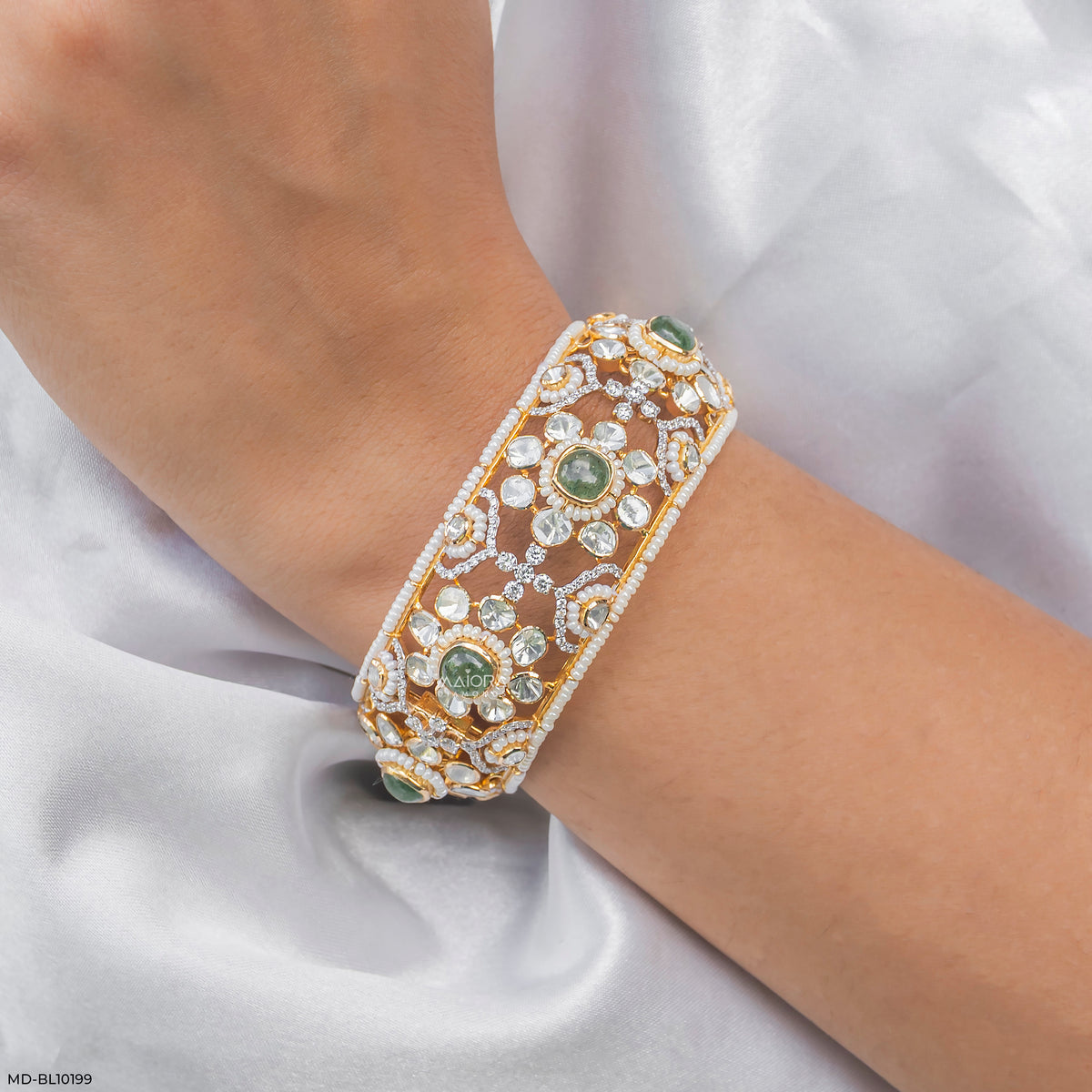 3.5 Carat Emerald Enchant Polki Kada Bangle