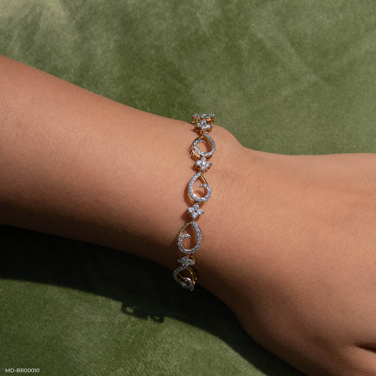 Sparking Tennies Diamond Bracelets