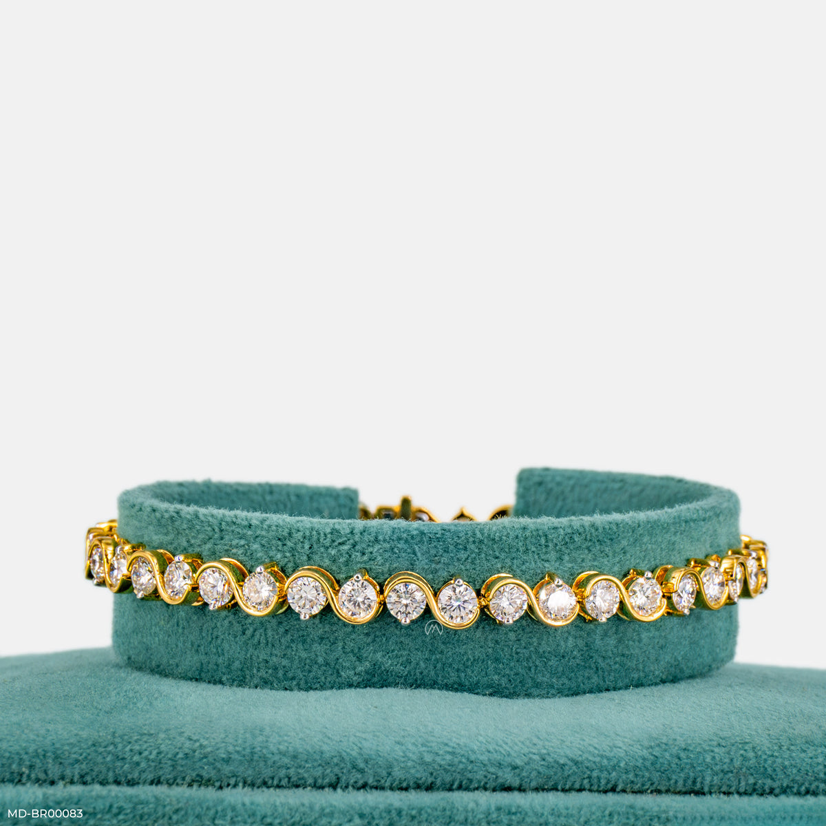 15 Cent Round Sparkling Solitaire Tennis Bracelet