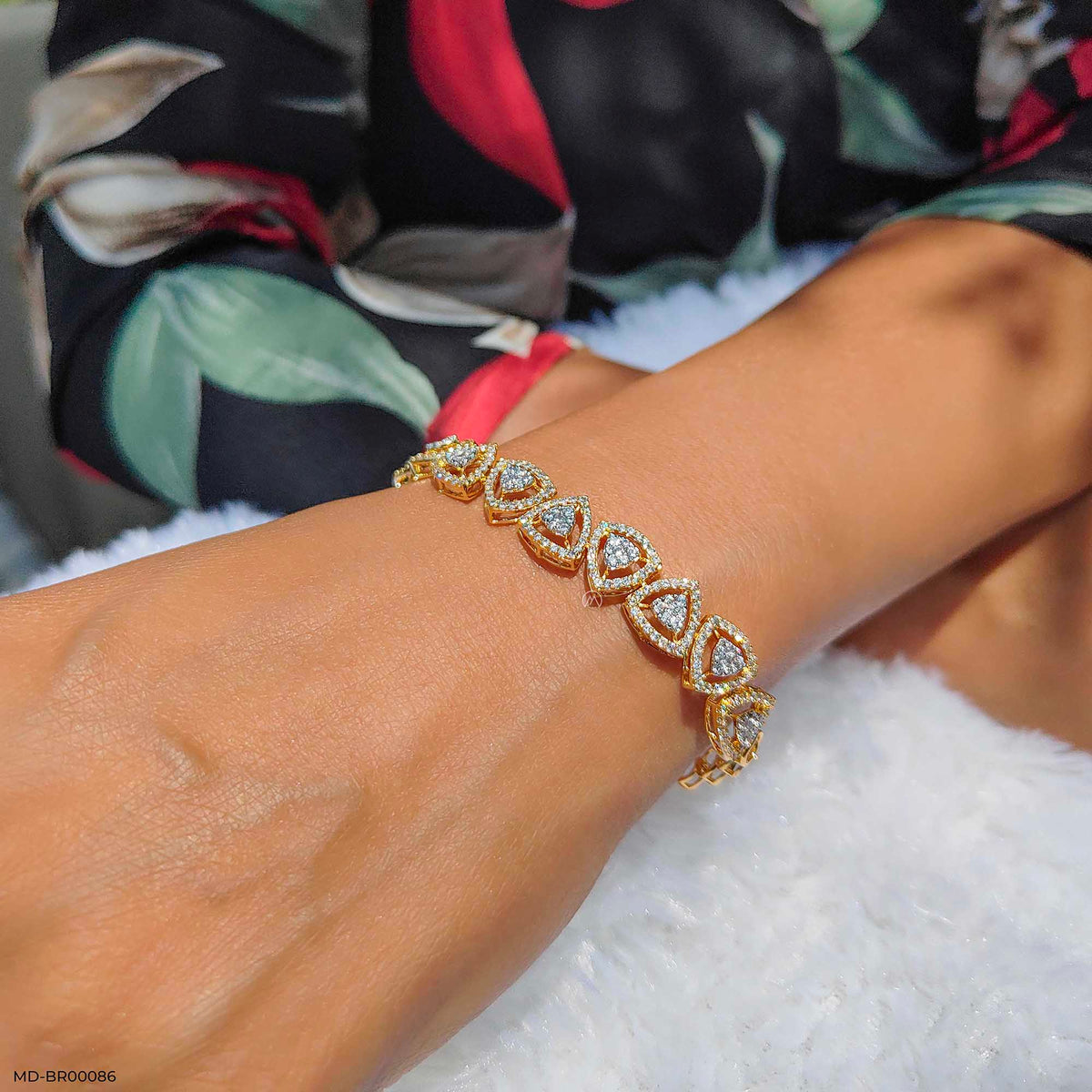 Glaming Ecstacy Diamond Bracelets