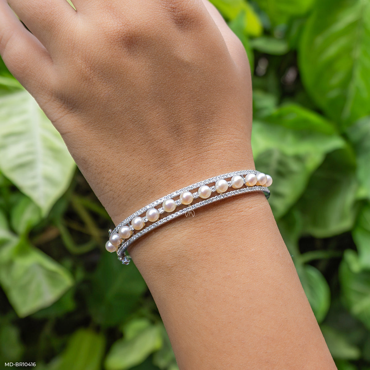 Serene Glow Bracelet
