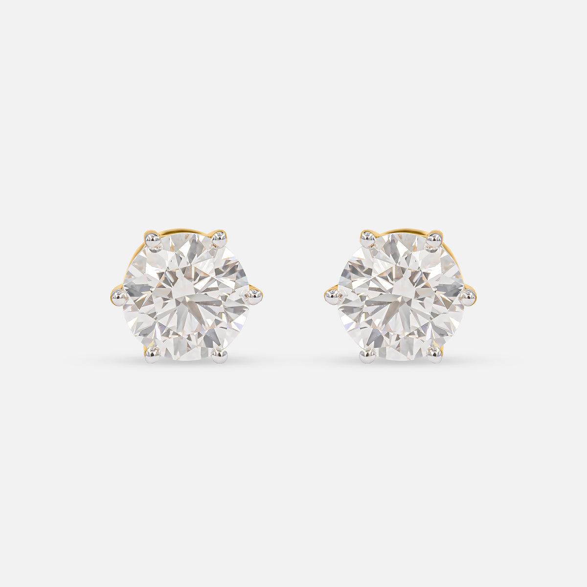 4Ct Classic Diamond Stud