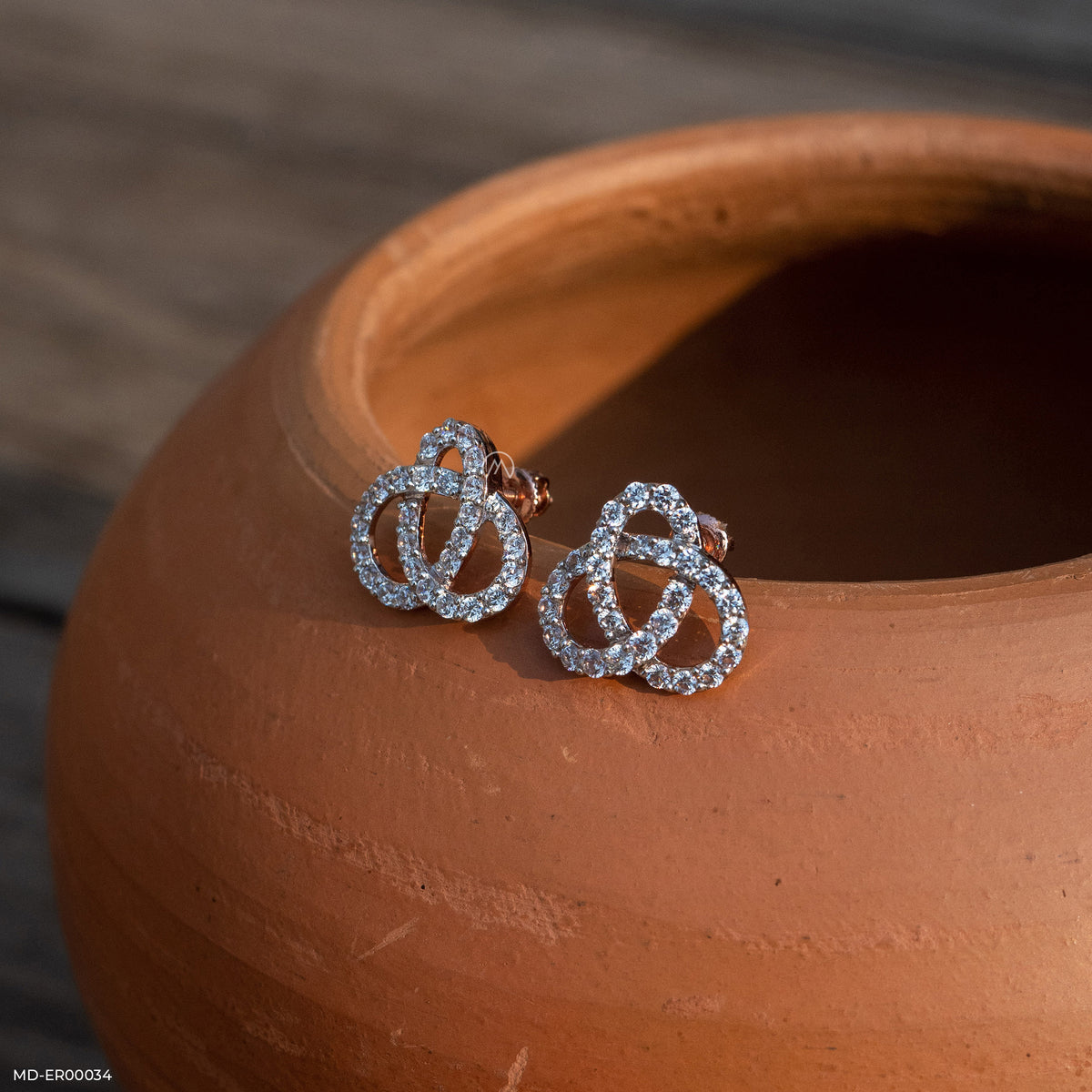 Scatter Waltz Bloom Diamond Earrings