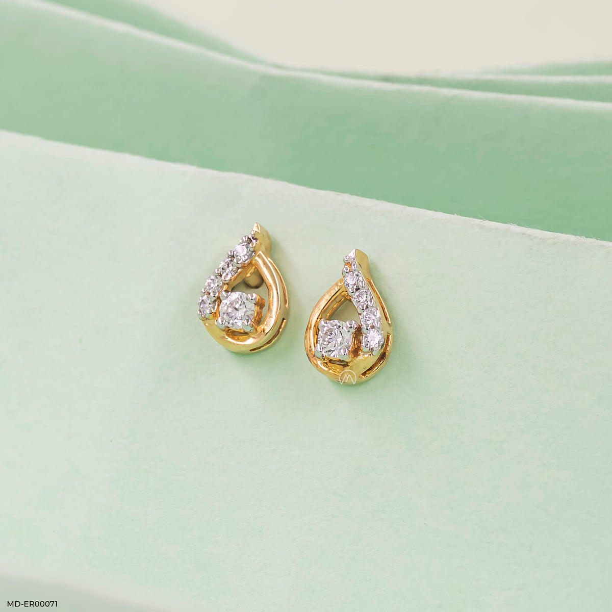 DewDrop Earrings