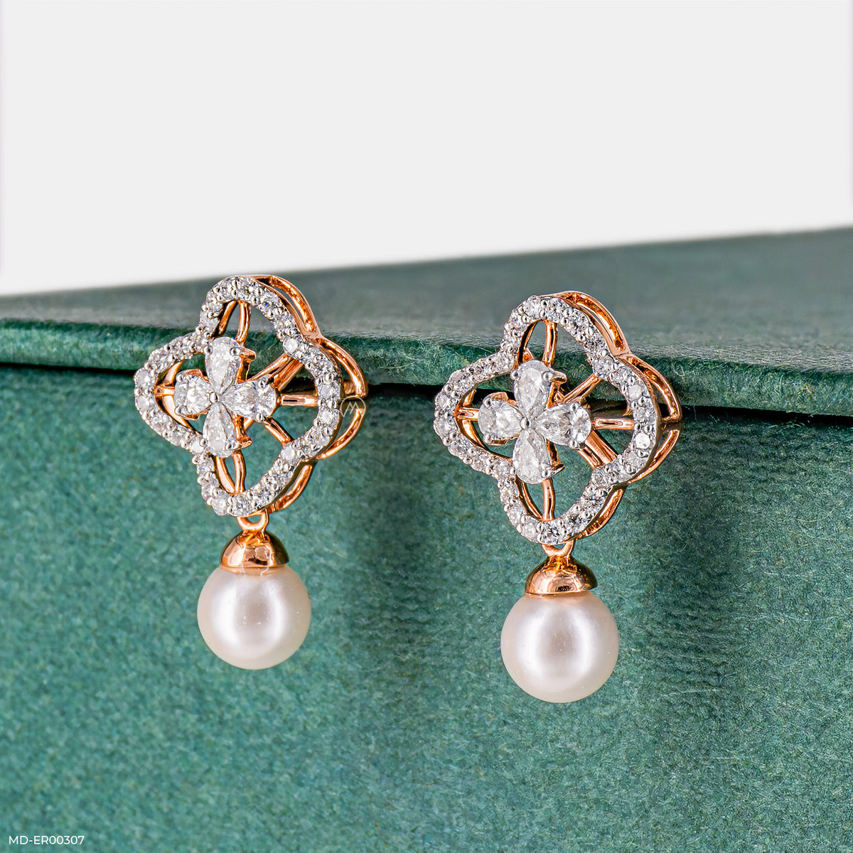 1 Carat Glamming Pearl Lab Diamond Earrings