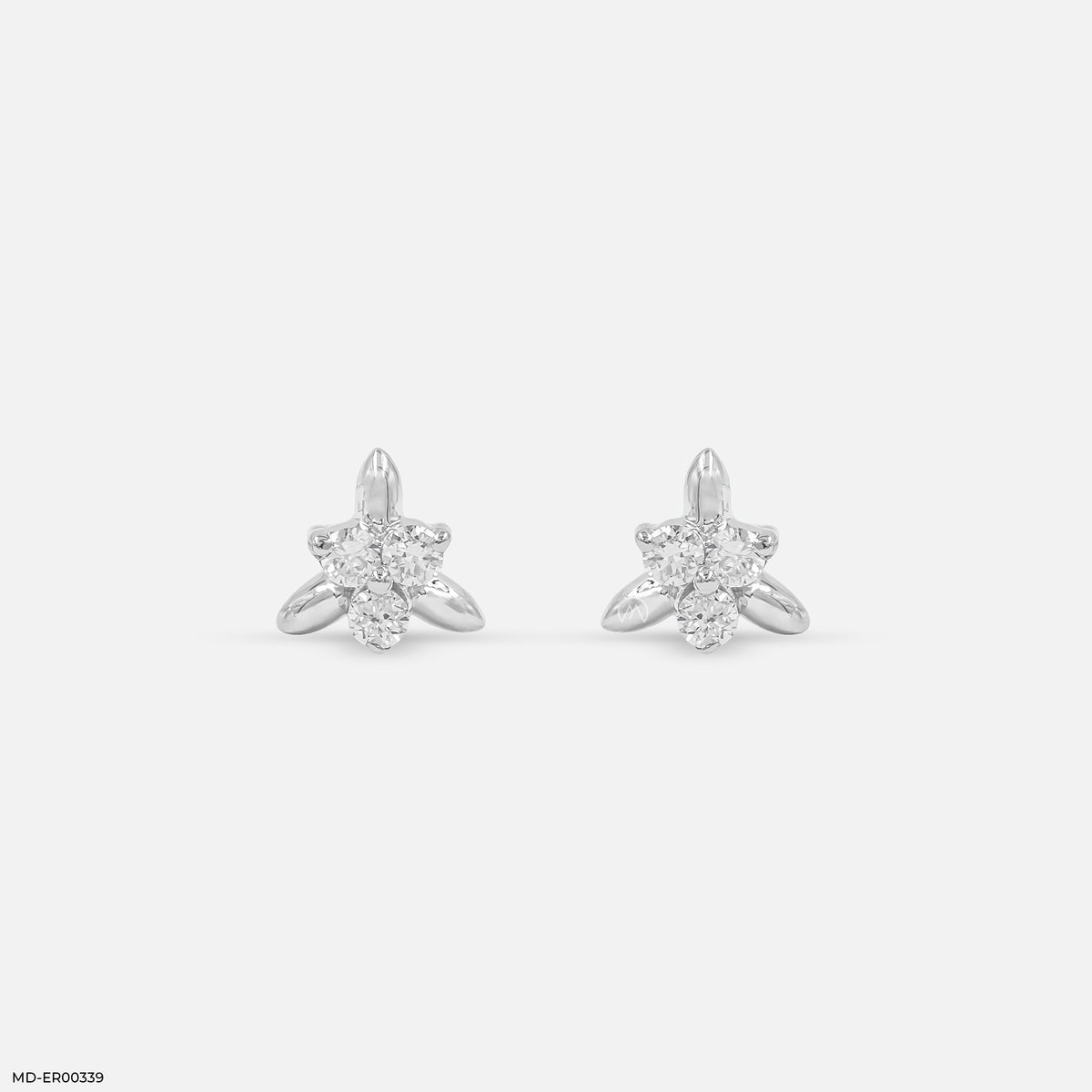 0.15 Carat Glimmering Clover Lab Diamond Studs