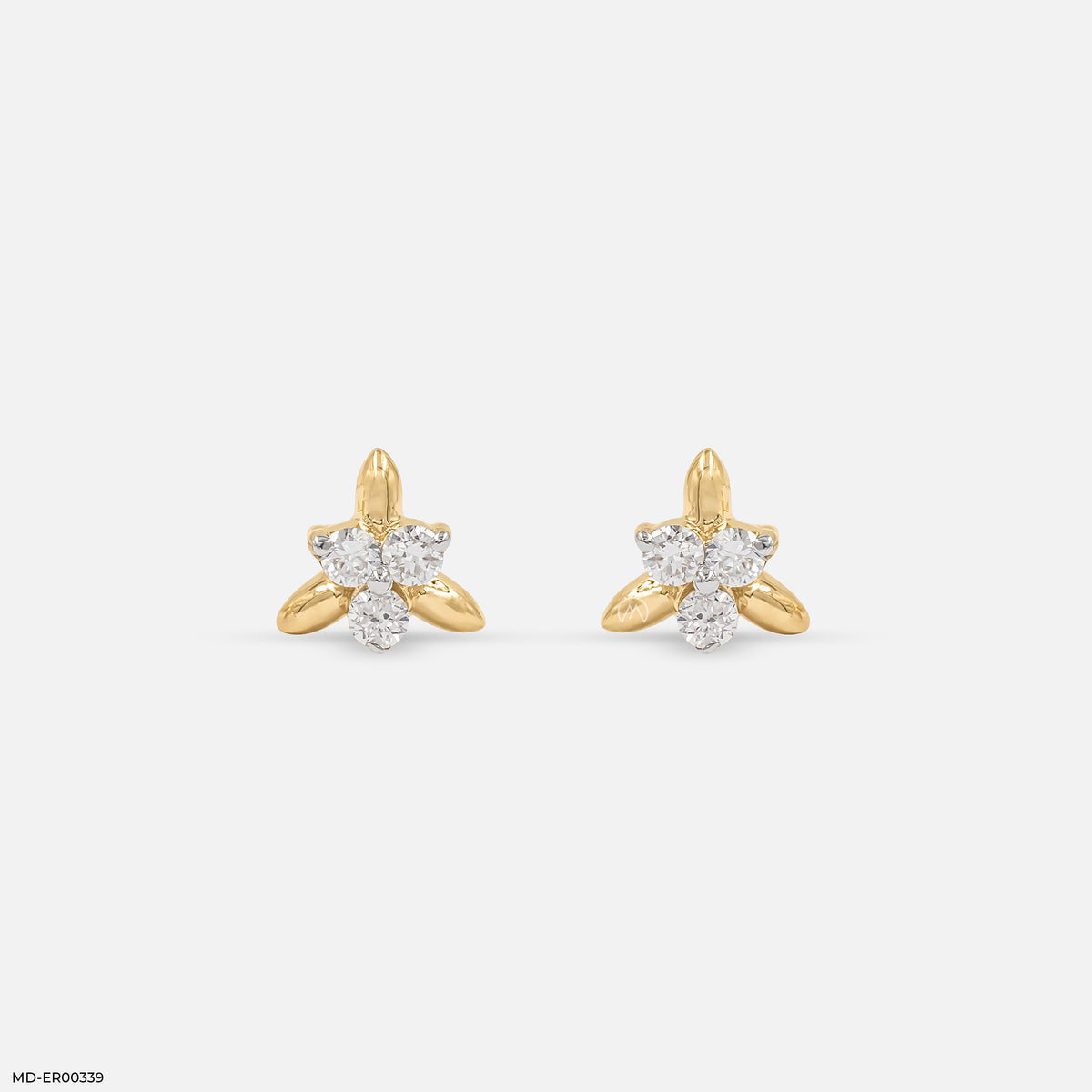 0.15 Carat Glimmering Clover Lab Diamond Studs