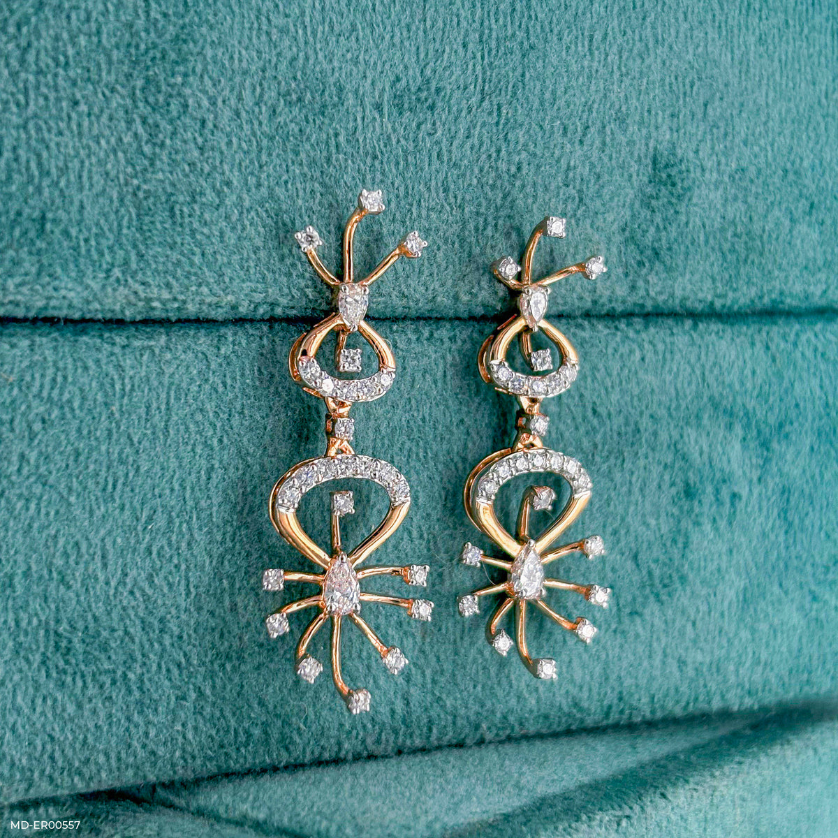 Sparkling Trap Diamond Earrings
