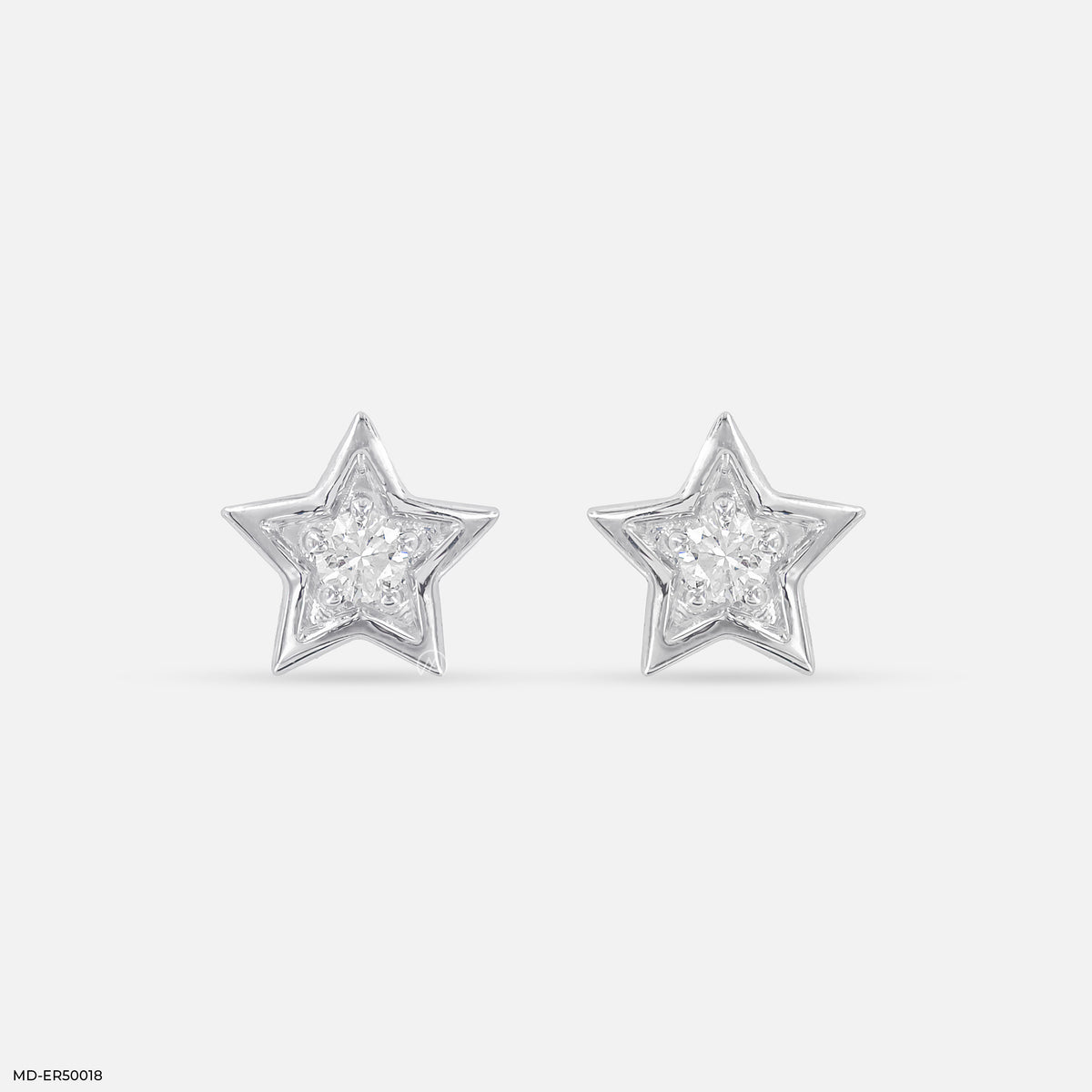 Mini Starry Lab Diamond Stud
