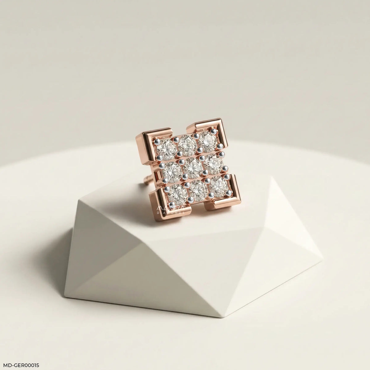 Knight Shine Diamond Mens Stud Earring