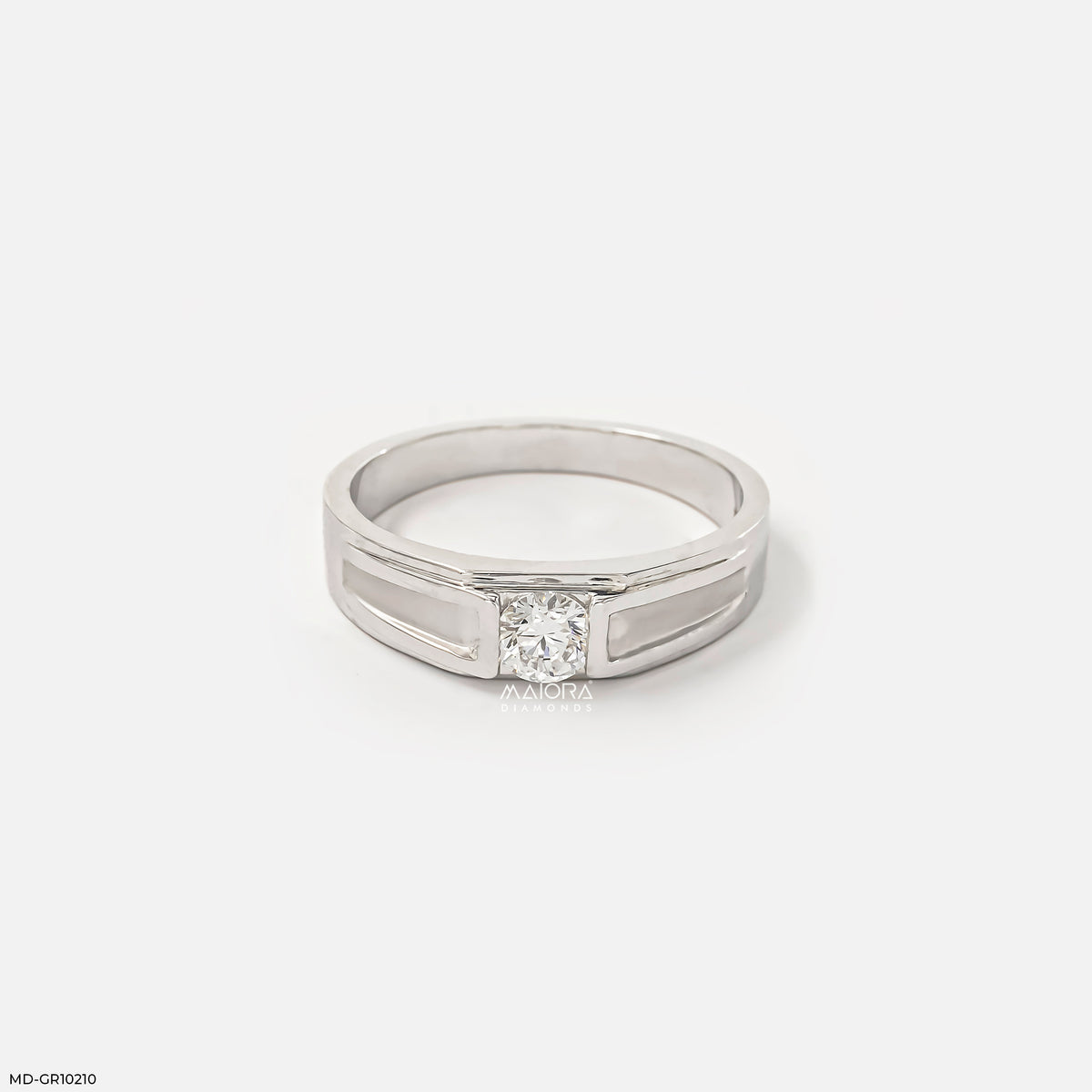 Alluring Crown Diamond Ring