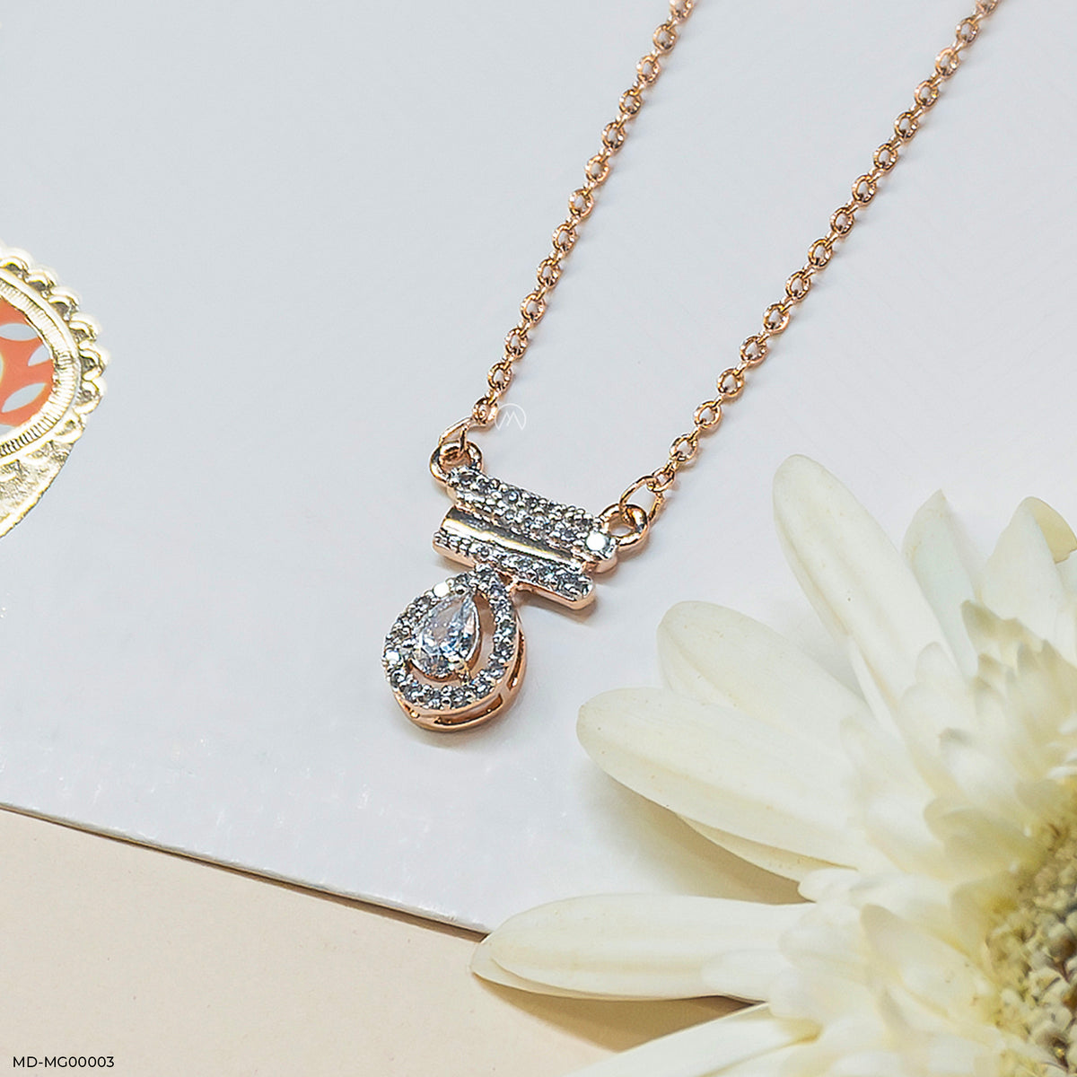 0.5 Carat Pear Halo Mangalsutra