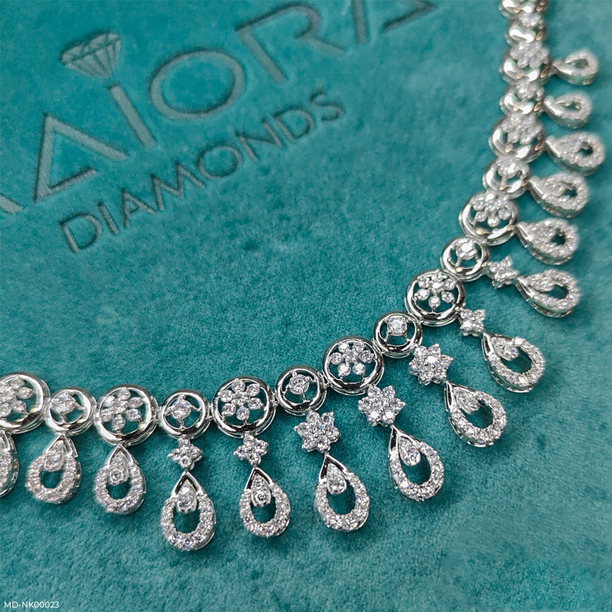 Charming Diamond Necklaces
