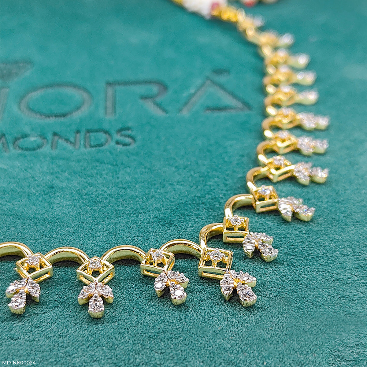 Luxonia Diamond Necklaces