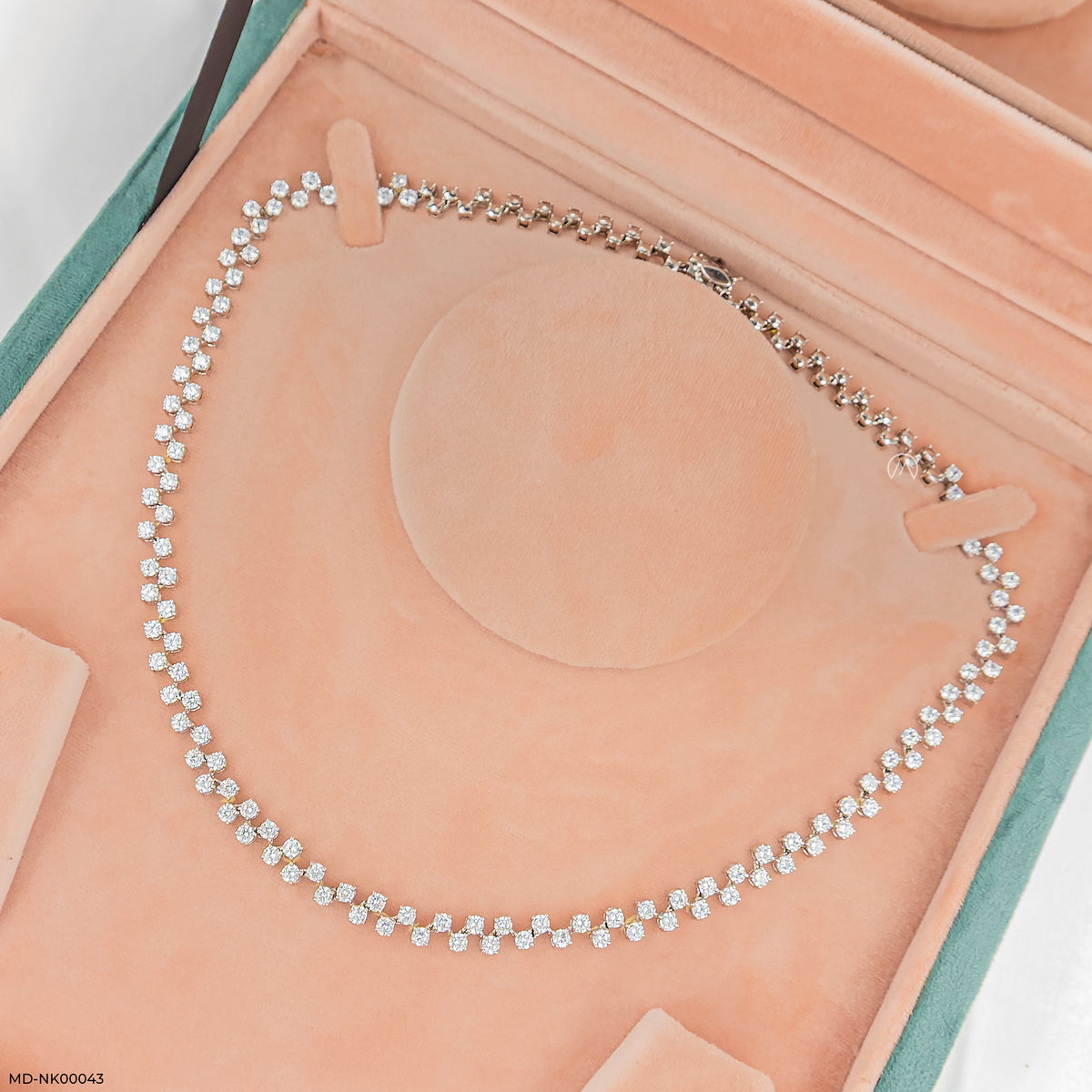 Evergreen Sparkle Diamond Necklaces