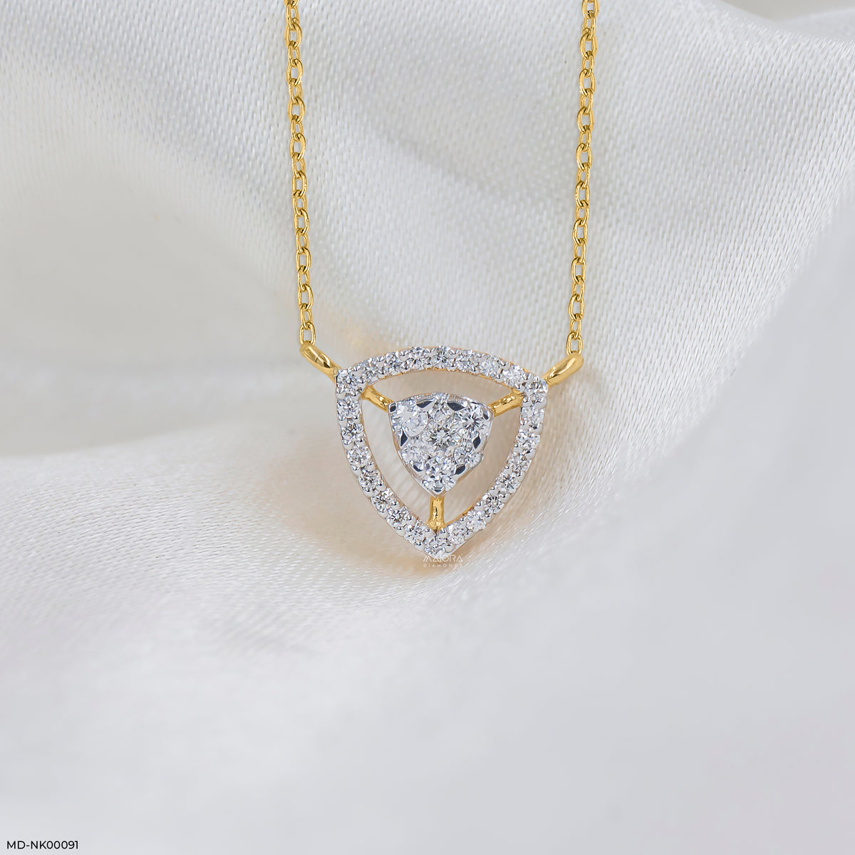 0.15 Carat Trinity lab Diamond Pendant Without Chain