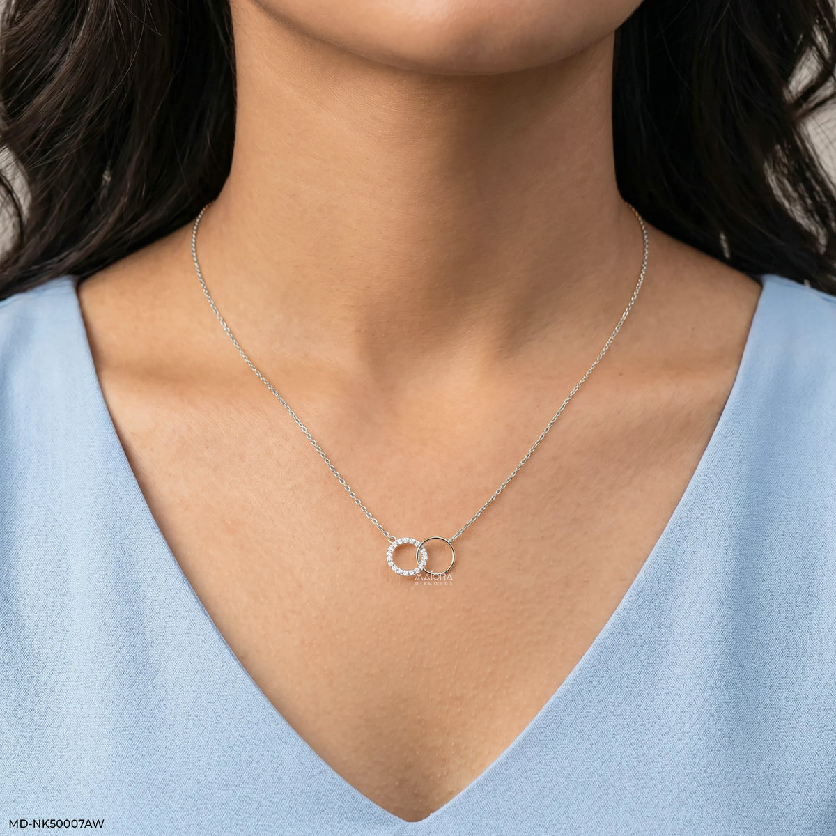 Union Circle Diamond Necklce