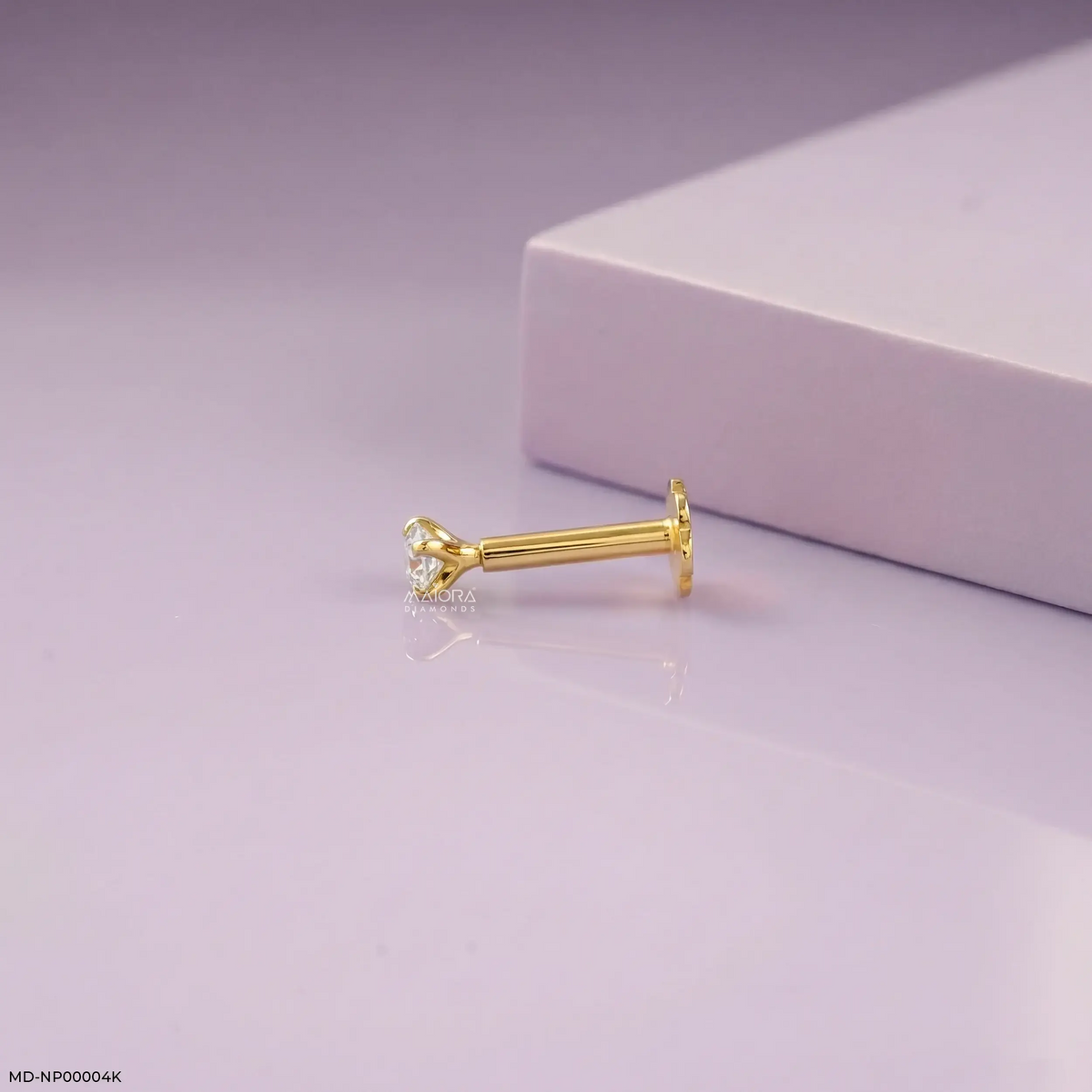 Dainty Glow Nose Pin