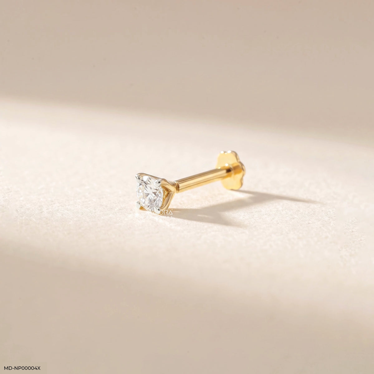 0.15 Carat Dazzling Solitaire Nose pin
