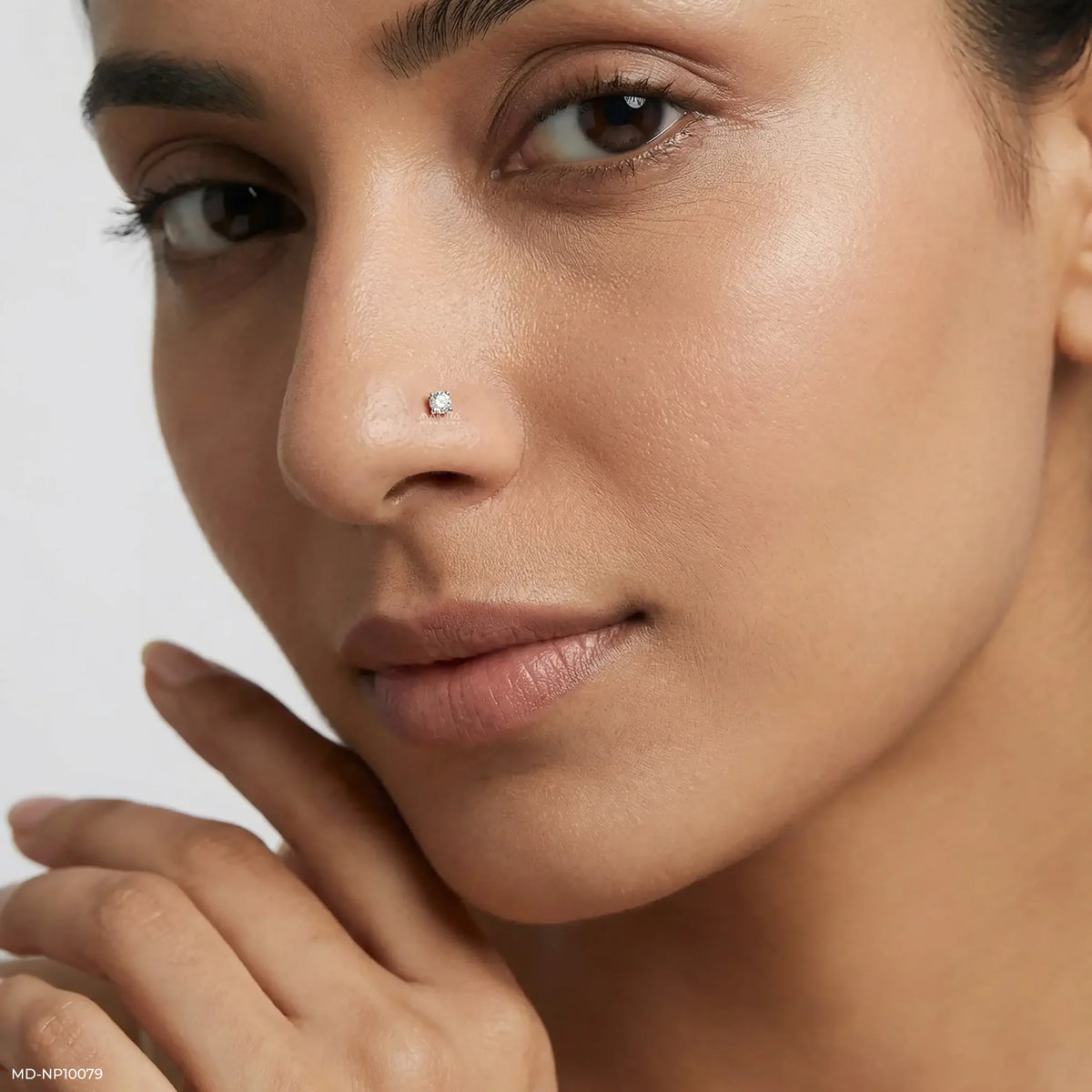 Aurelia Solitaire Diamond Nose Pin