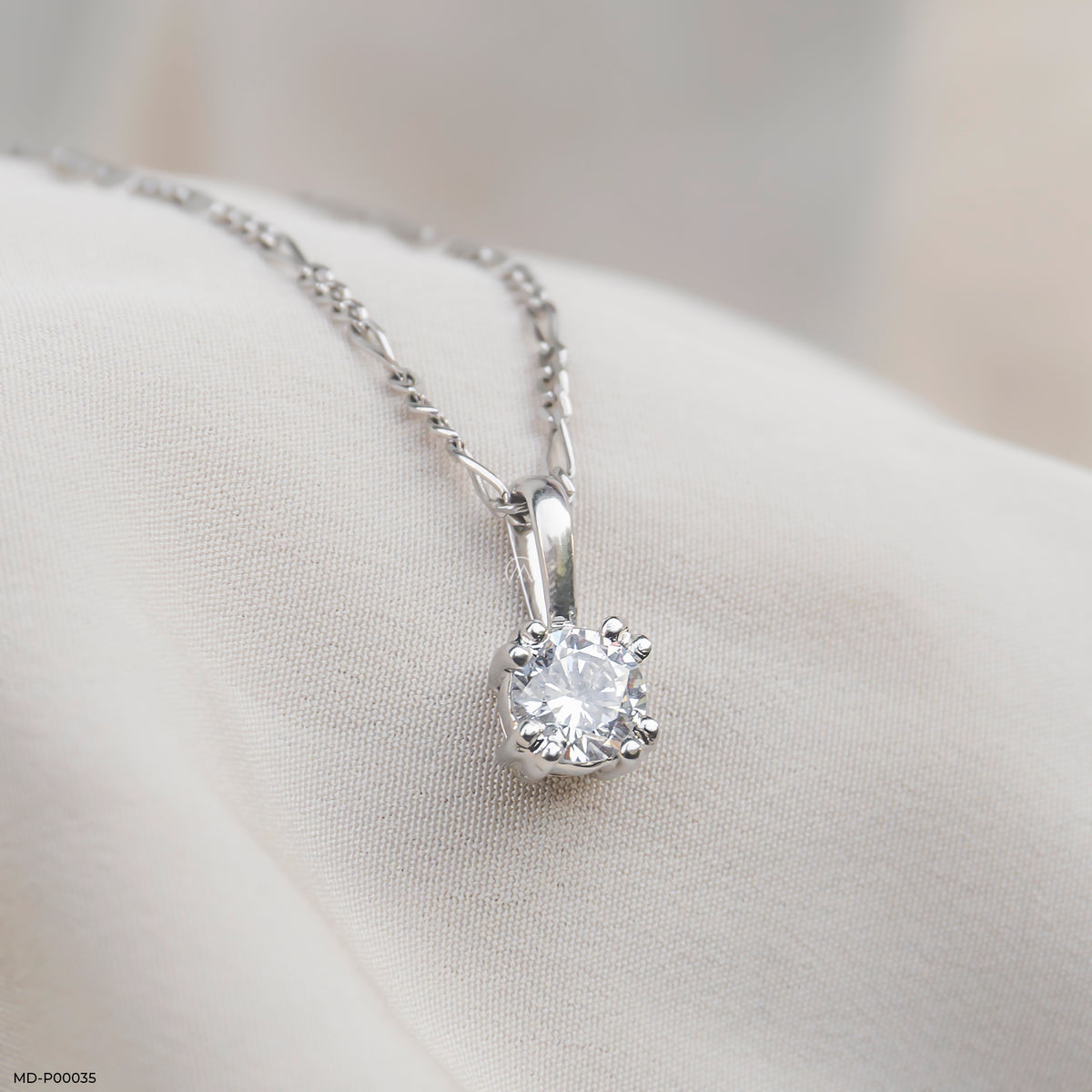 0.50 Carat Classic Claw Pendants