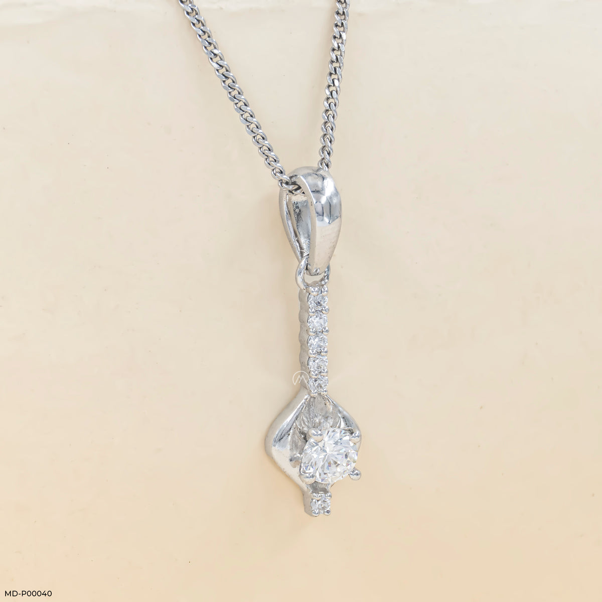 0.50 Carat Bloomline pendants