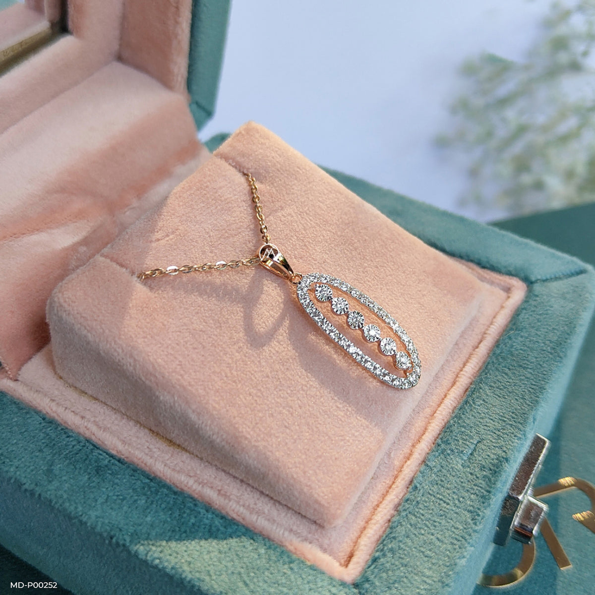 The Old-World Charm Diamond Pendant