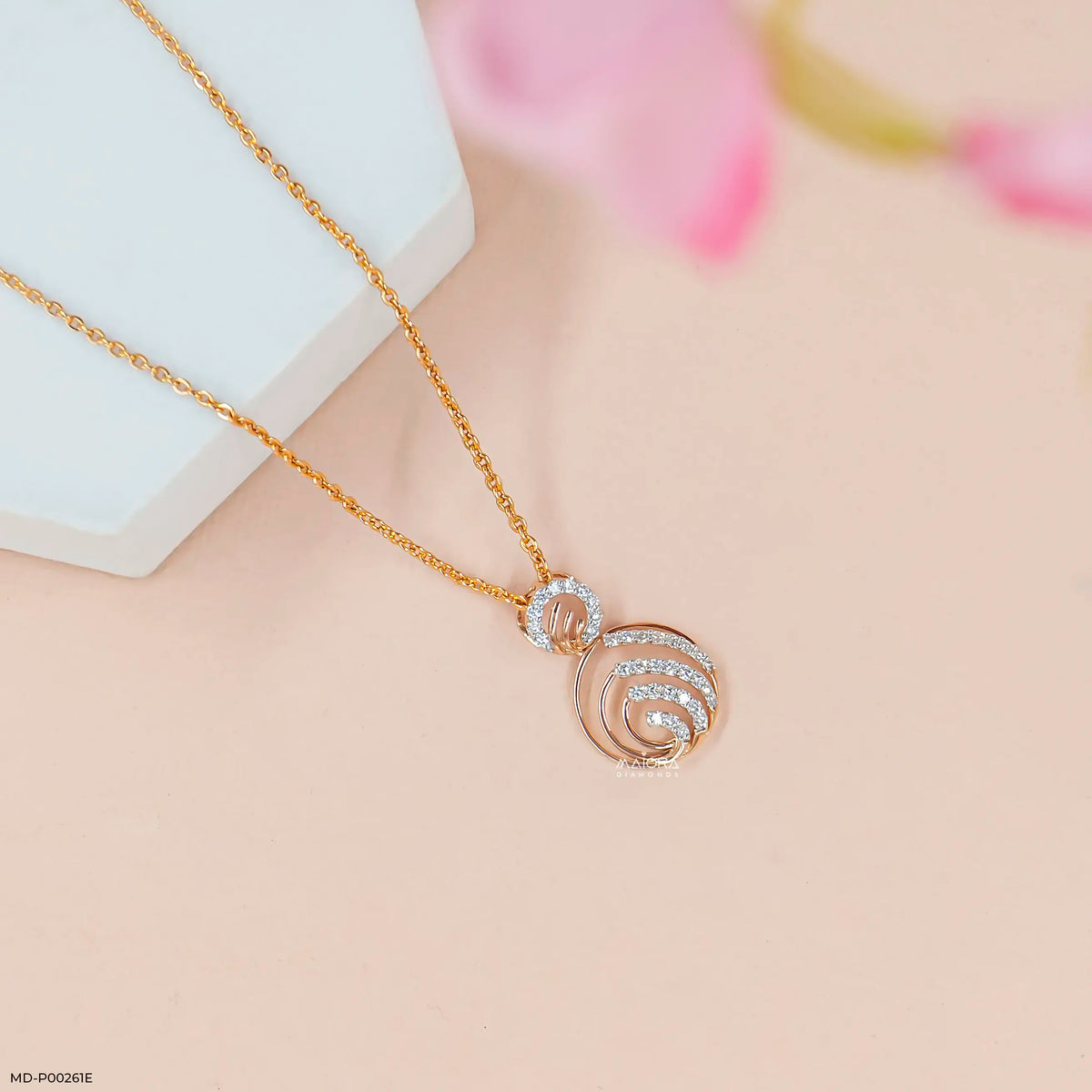 0.30 Carat Minimal Lab Diamond Pendant