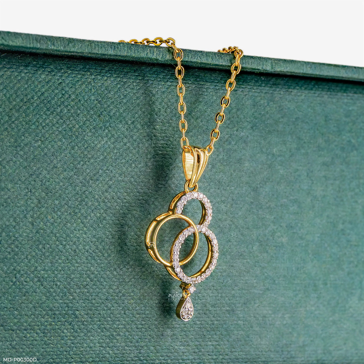 0.25 Carat Trios Circle Lab Diamond pendant