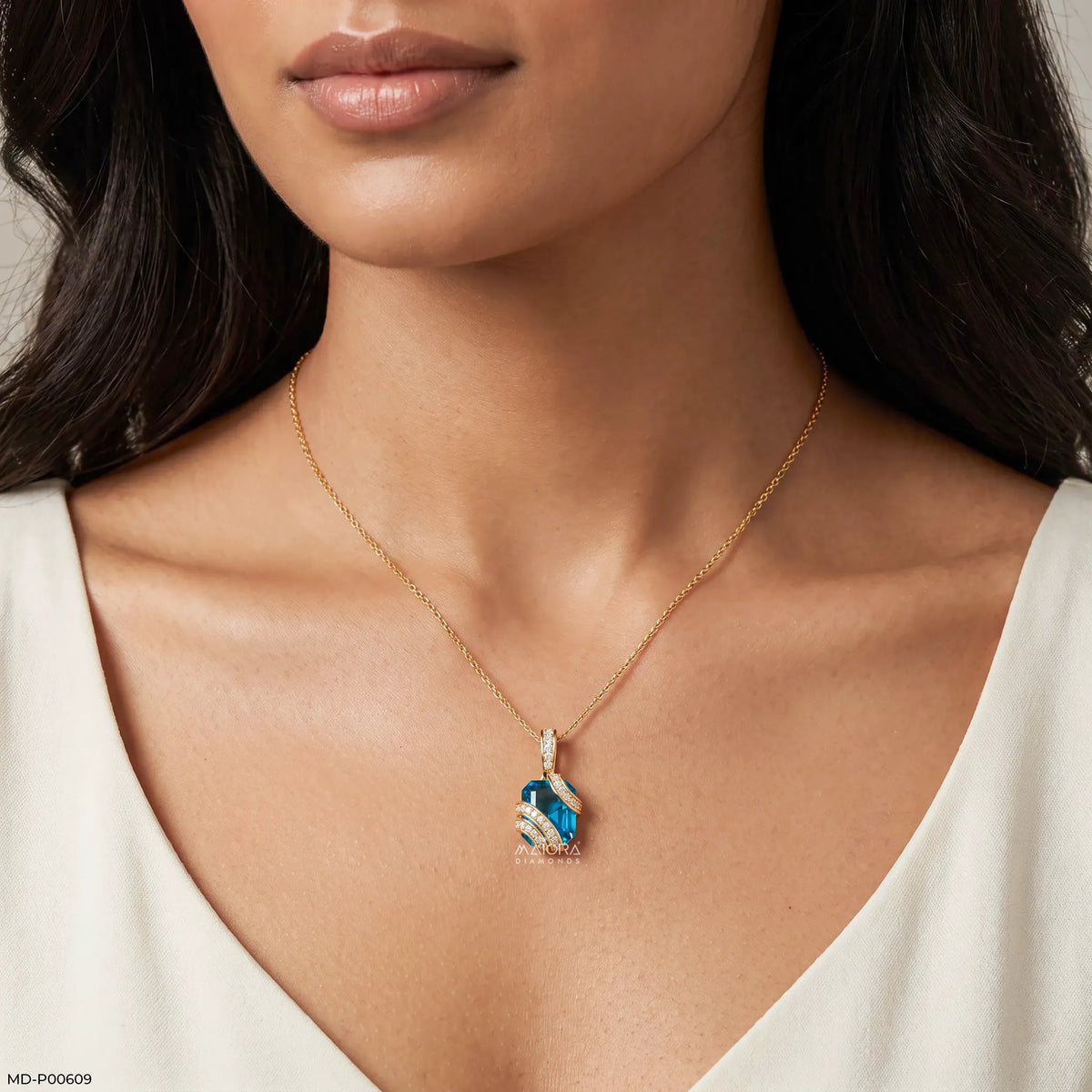 Blue Rhapsody Pendant Platinum