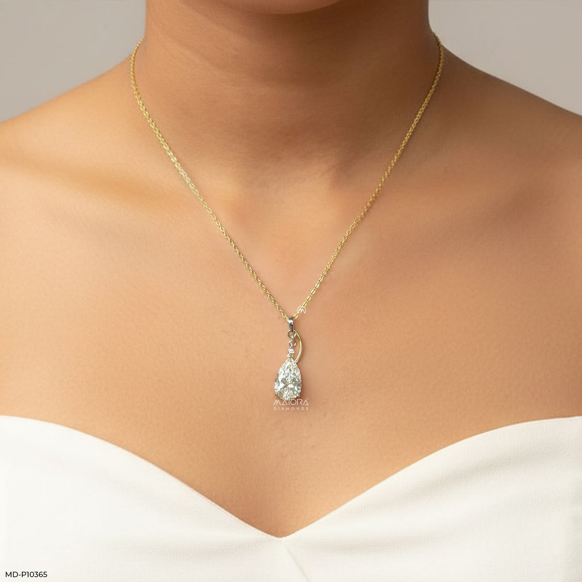 Pear Shaped Diamond Swirl Pendant