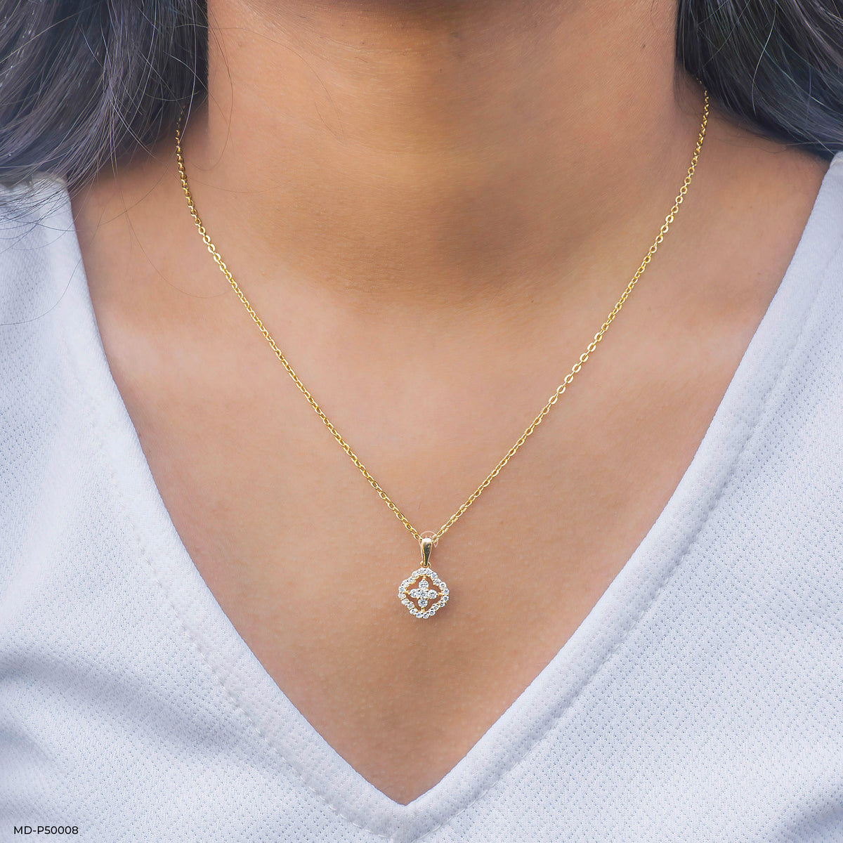 Edge of Elegance Lab Diamond Pendant