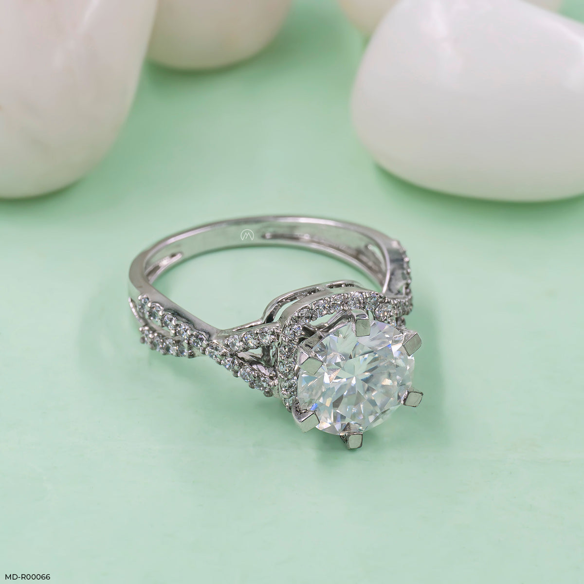 2.5 Carat Round Infinity Whirl Ring