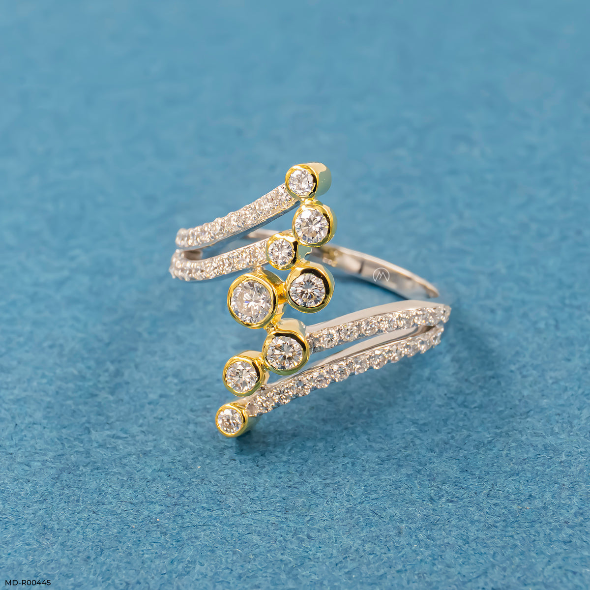 Orbiting Star Ring