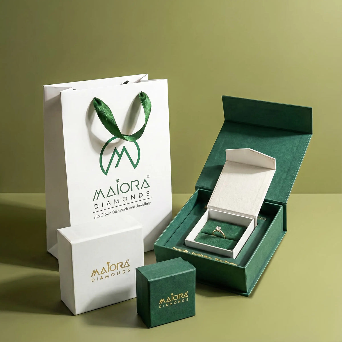 Edge of Elegance Lab Diamond Pendant