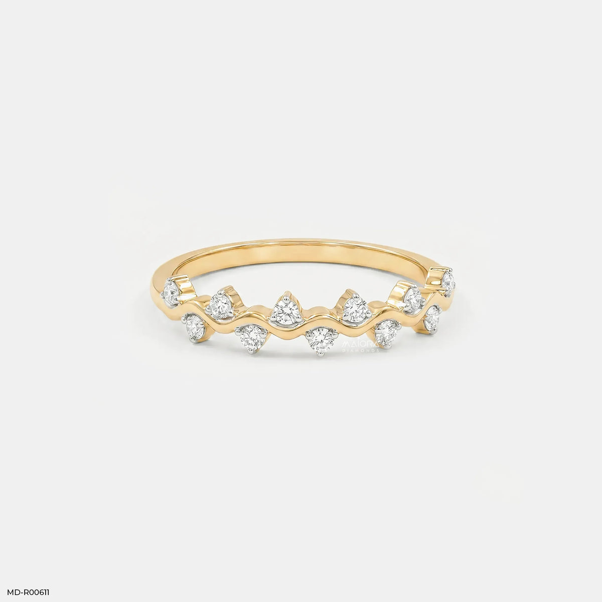 0.20 Carat Shiny Wave Round Diamond Ring