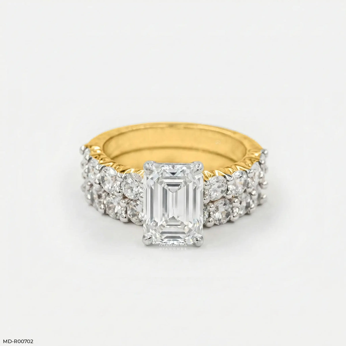 Aarya Solitaire Emerald Diamond Ring