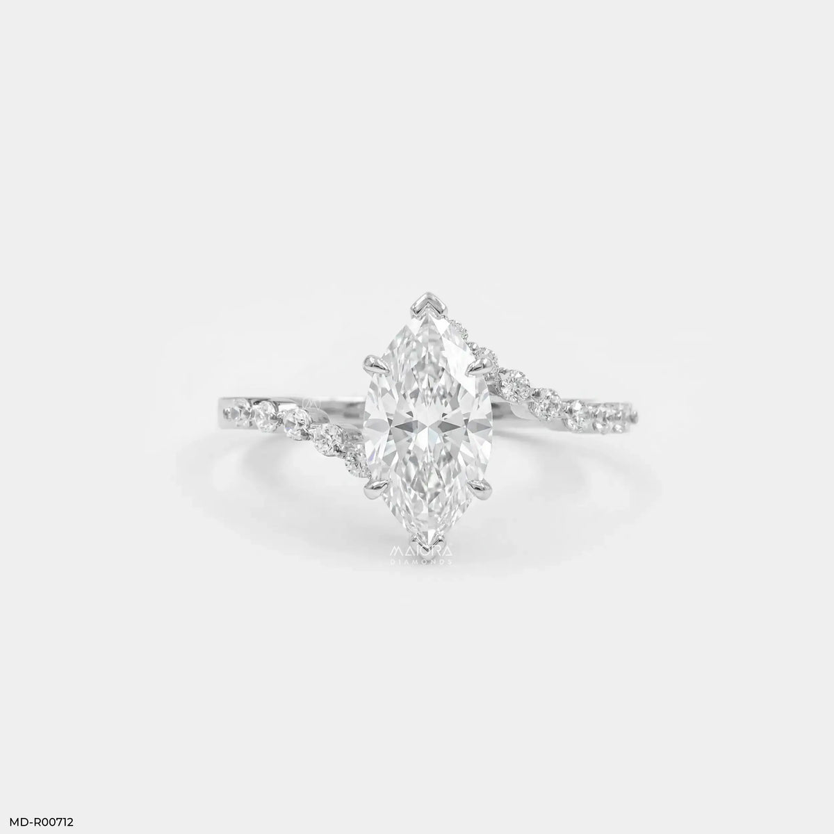 Glamorous Eye Solitaire Diamond Ring