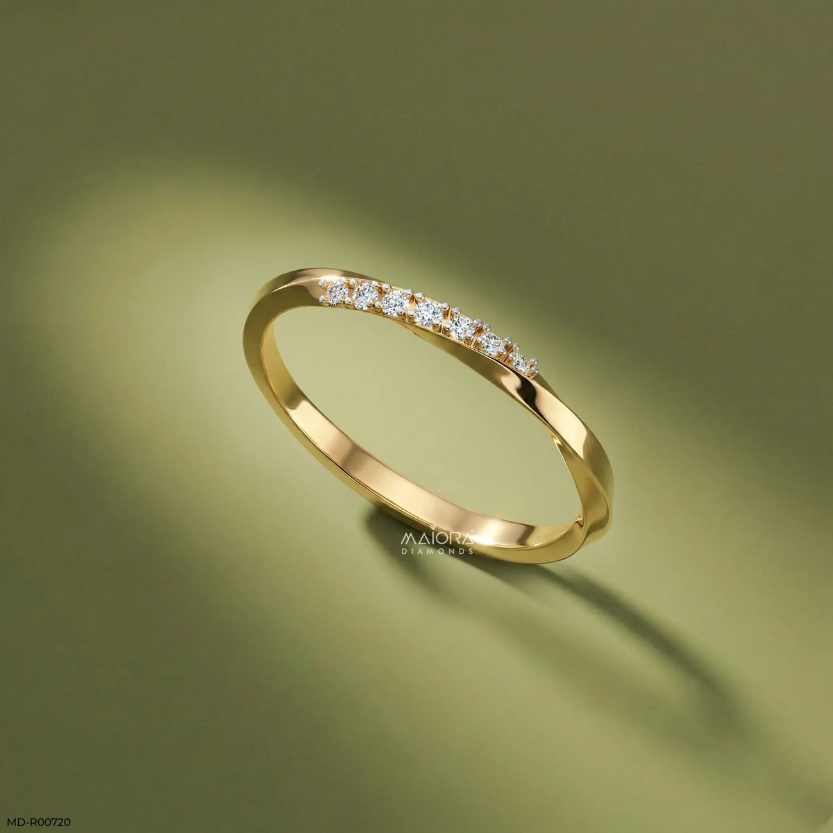 Twisted Helix Diamond Ring