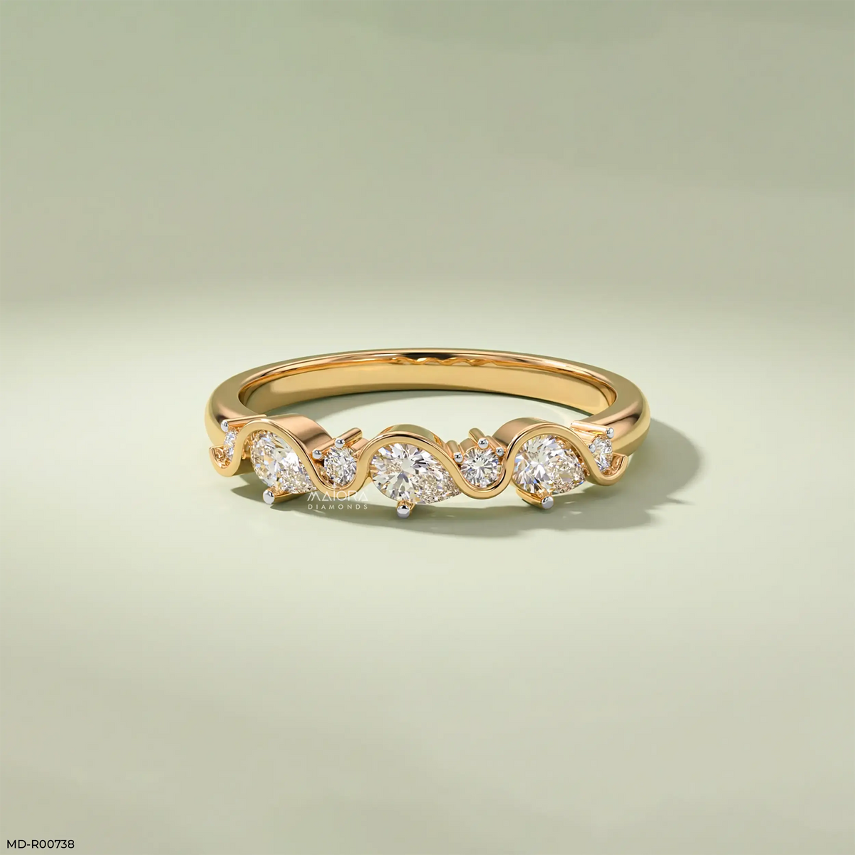 Gilded Wavy Arc Diamond Ring
