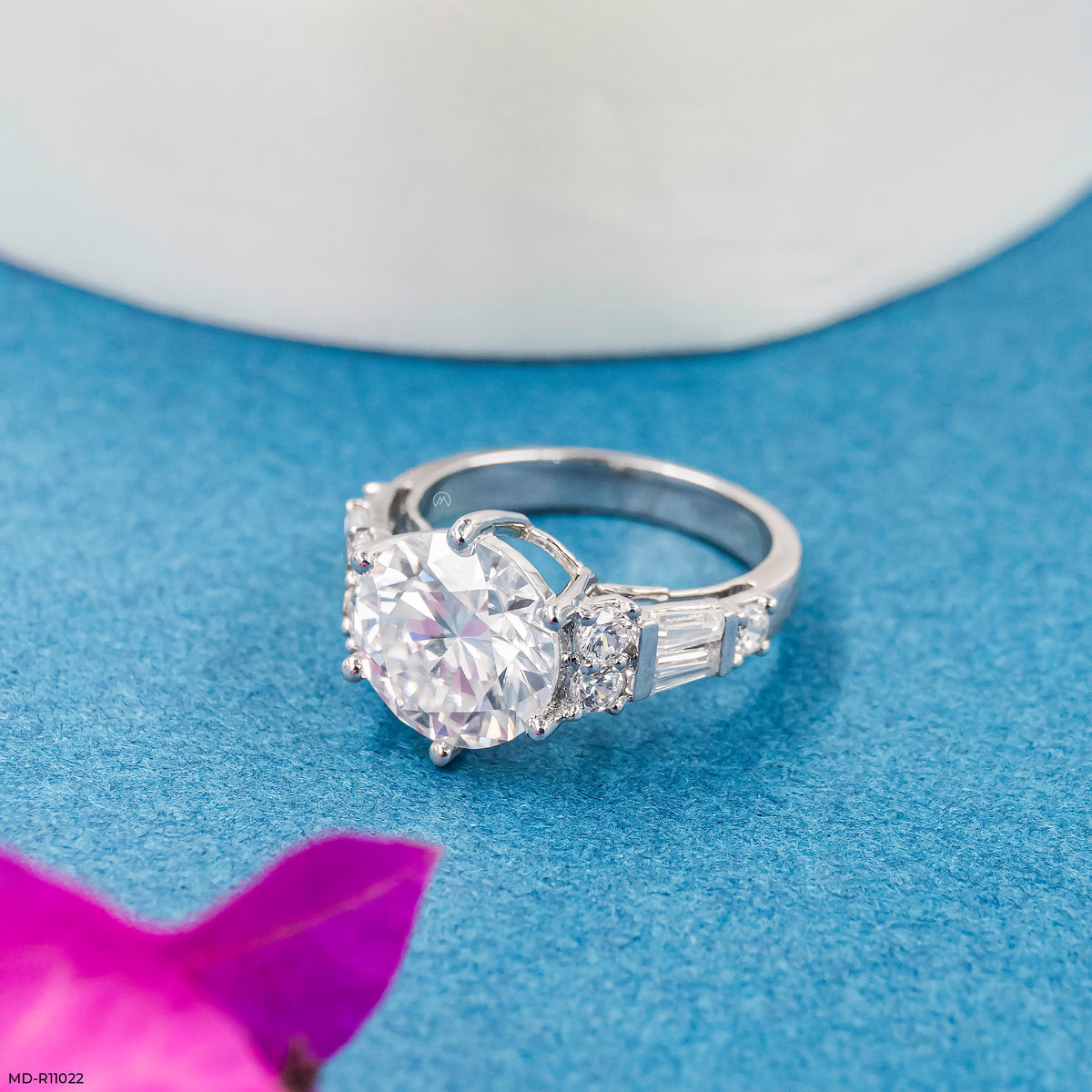 Auraya Shine Solitaire Dimaond Rings